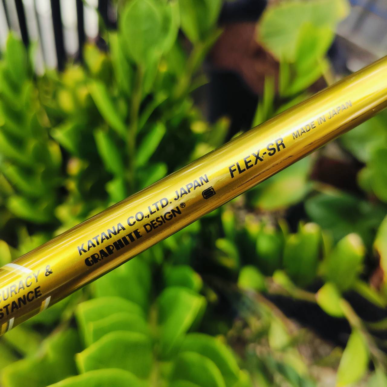 Driver SWORD SNIPER 4WD HI เป็นรุ่น HI หน้าเด้งมากๆ และมีหมุด 4 จุด สร้างการชดเชยความผิดพลาดสูงสุด ตีทั้งตรงมาก และไกลสุดขั้วชนรั้วชนธง รุ่นยอดนิยมสูงสุด!!! ไม้กอล์ฟพรีเมี่ยมมือสอง ของแท้ By NakaraLuxurious