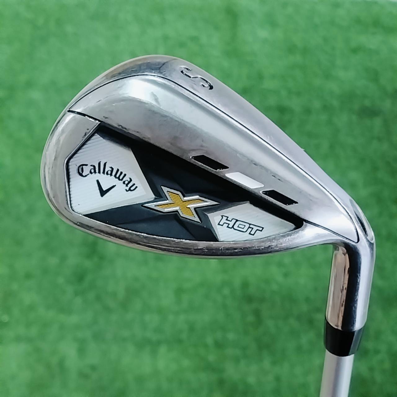 ชุดเหล็ก Callaway X-HOT สุดร้อนแรง เป็นเหล็กที่ง่าย และตีมันส์ในเหล็กเดียว สภาพสวยเดิมทุกเหล็ก สติ๊กเกอร์ครบ ก้านกราไฟต์เบาแค่ 50 กรัม ไม้กอล์ฟพรีเมี่ยมมือสอง ของแท้ By NakaraLuxurious