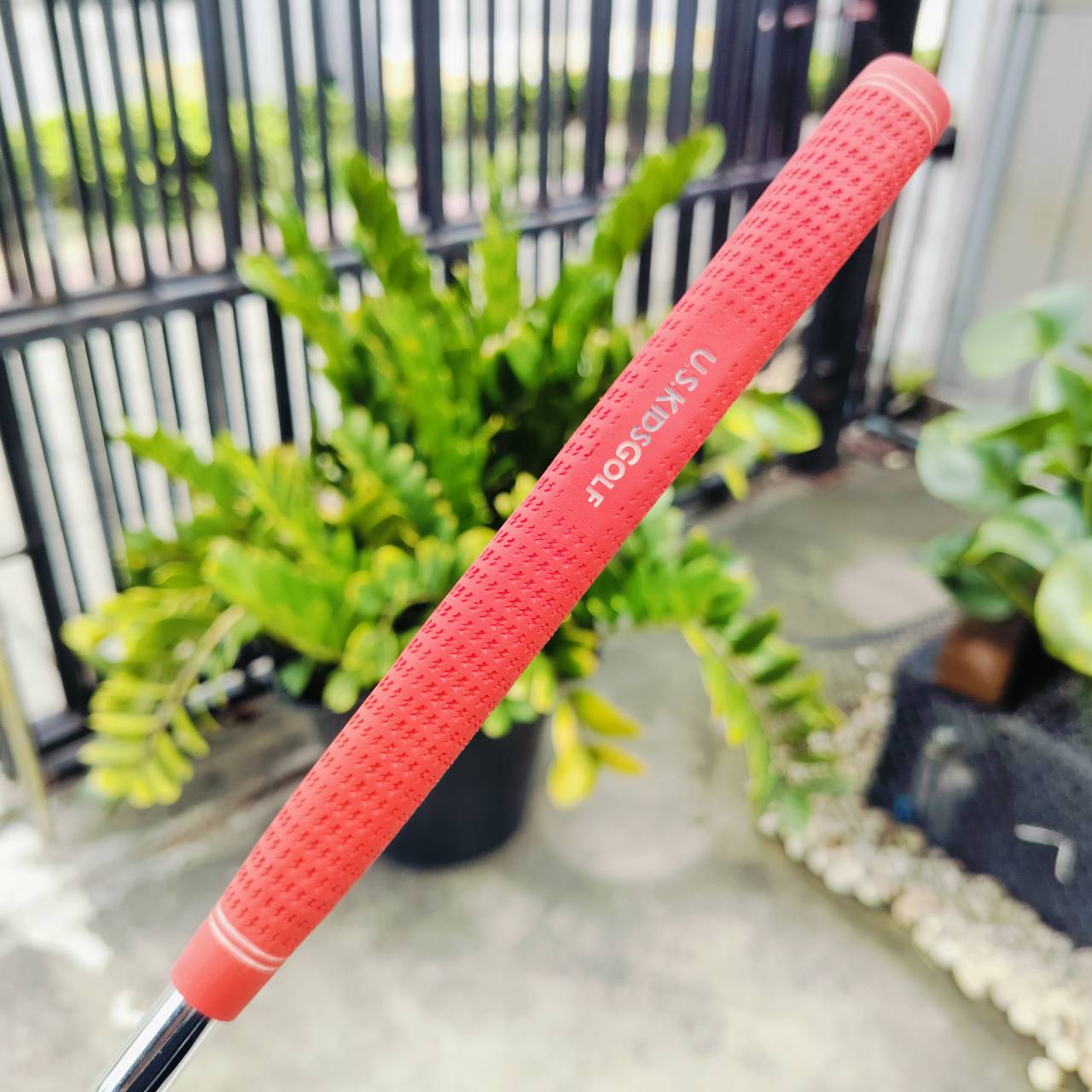 SET U.S.KIDS ULTRALIGHT DV3 39 ก้าน WT-30s 39 FLEX KIDS สภาพสวยมาก Driver ยังไม่แกะ!!! ** ไม่รวมถุงกอล์ฟ** สำหรับน้องที่ความสูง 39 - 42 นิ้ว หรือ 100 - 110 เซนติเมตรโดยประมาณ ไม้กอล์ฟพรีเมี่ยมมือสอง ของแท้ By NakaraLuxurious