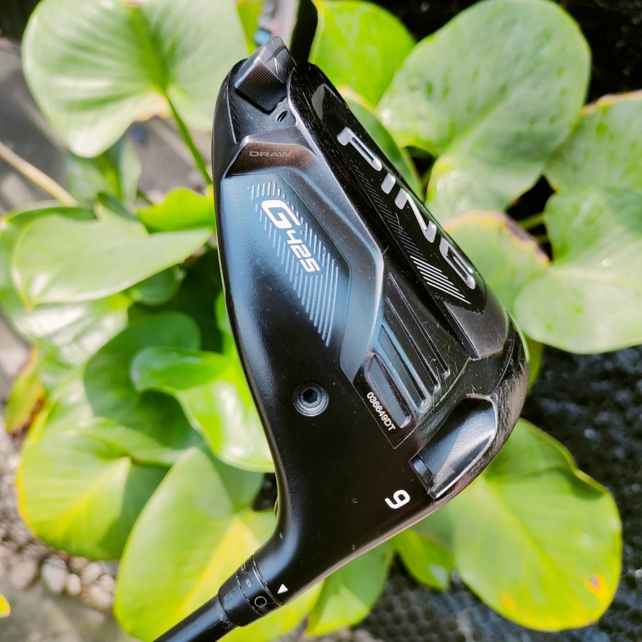 Driver PING G425 LST องศา 9 ก้านโหดกับหัวตัวแรง เพรียวขึ้น สำหรับท่านที่ชอบเร่งสปีดหัวไม้ ลดอัตราสปินอย่างมาก บอดี้ทำจาก 811 Titanium ส่วนแผ่นหน้าทำจาก FORGED T9S+Titanuim ไม้กอล์ฟพรีเมี่ยมมือสอง ของแท้ By NakaraLuxurious