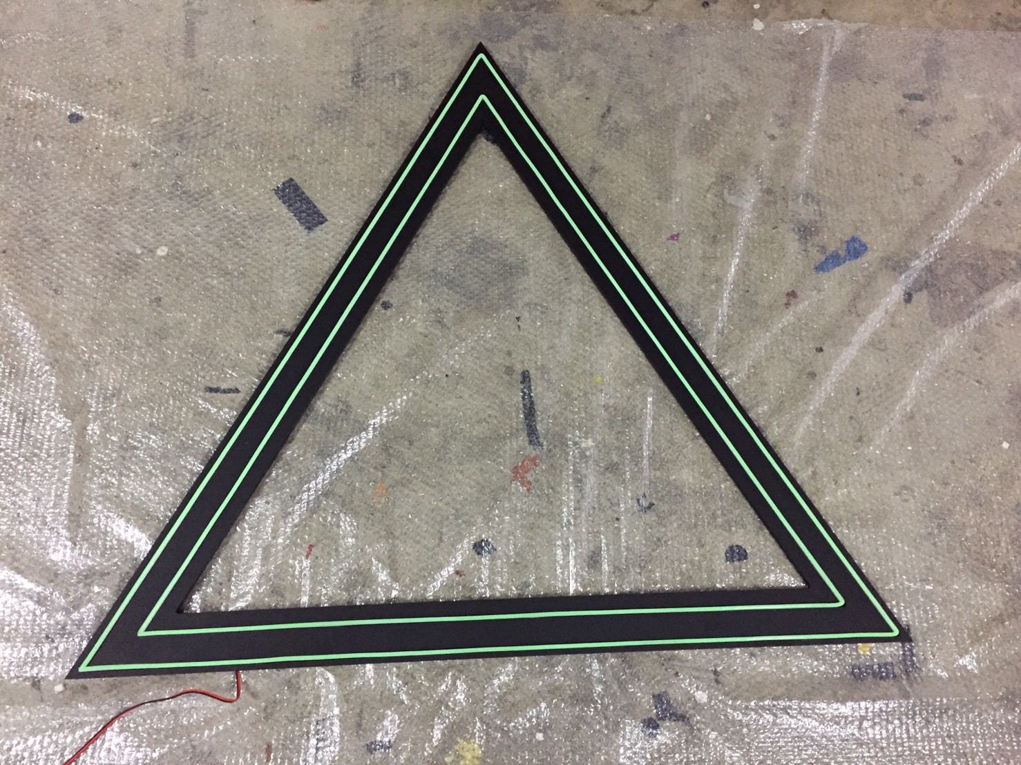 ไฟนีออน เฟค