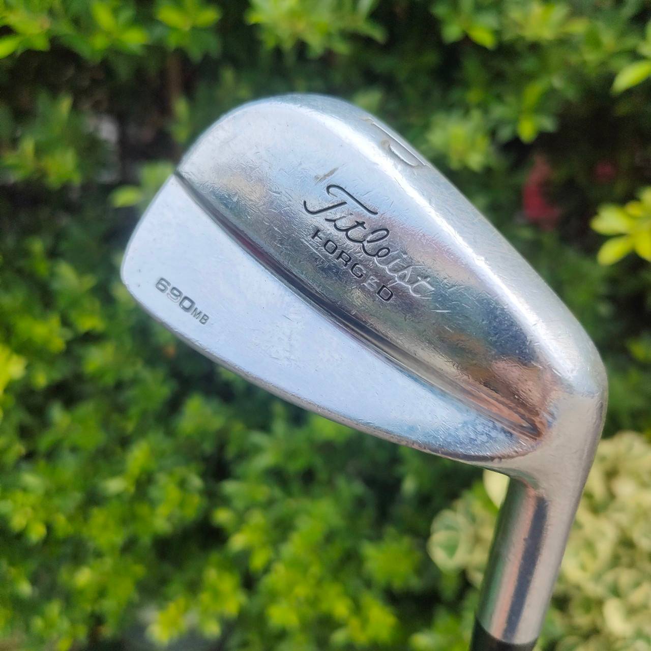 PW TITLEIST 690MB FORGED ก้าน DYNAMIC GOLD R300 วัสดุ FORGED ระดับพรีเมี่ยม ตีคม ตีมันส์มาก!! ไม้กอล์ฟมือสอง ของแท้ BY NakaraLuxurious
