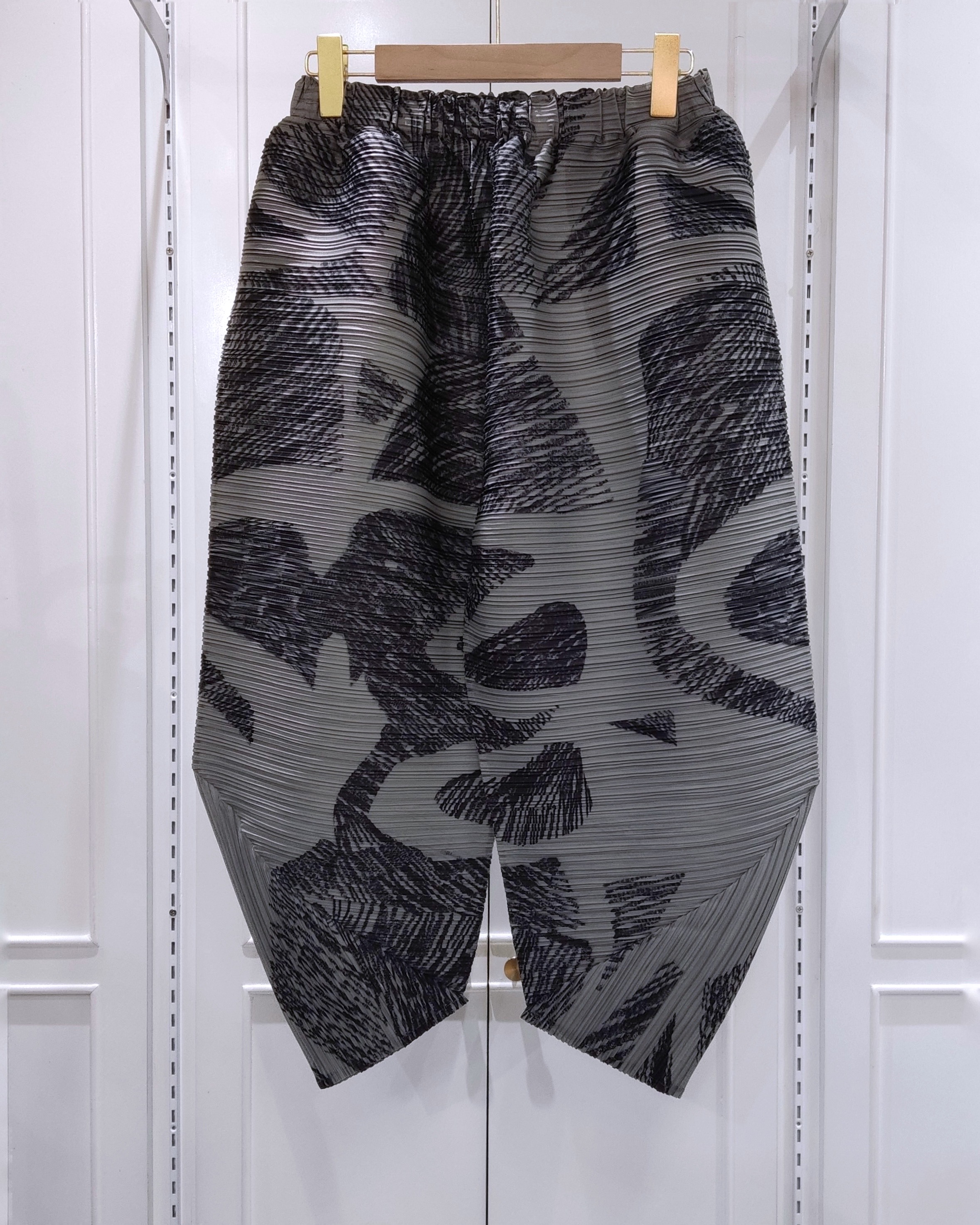 2MUAY รุ่น CX22305 กางเกงพลีทคุณภาพ PRINTED ANGLE PLEATED PANTS 6 สี FREE SIZE