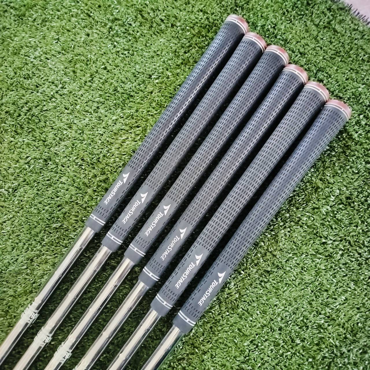 ชุดเหล็ก TOUR STAGE X-BLADE GR มีเหล็ก 5 6 7 8 9 P ก้าน NSPRO 950GH FLEX R สภาพสวยมาก ก้านกริพเดิมหมด ไม้กอล์ฟพรีเมี่ยมมือสอง ของแท้ By NakaraLuxurious
