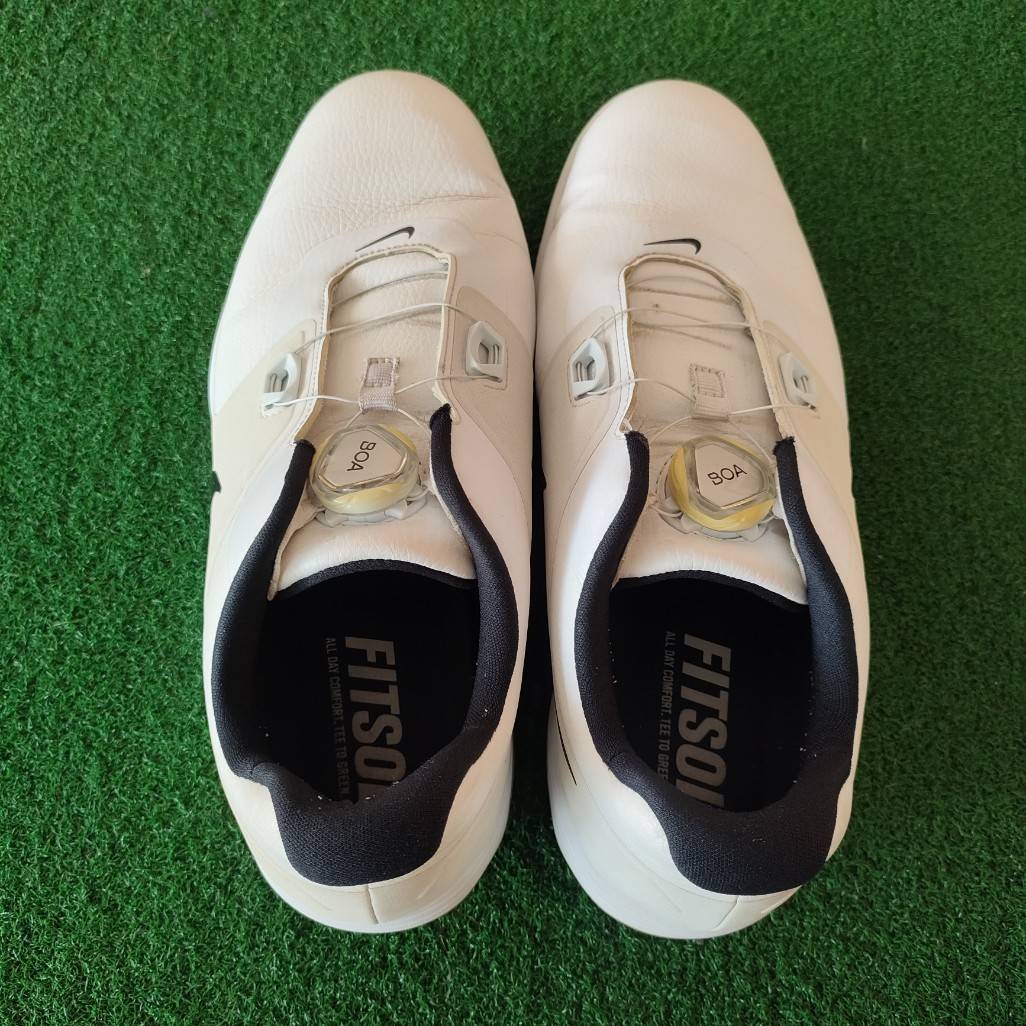รองเท้ากอล์ฟ NIKE LUNARLON มือสอง ปุ่มหมุน BOA ใส่เข้าออกได้อย่างสะดวก ขนาดไชส์ US10W UK9 EUR44 CM 28 สภาพใหม่มาก!! มือสอง ของแท้ BY NakaraLuxurious