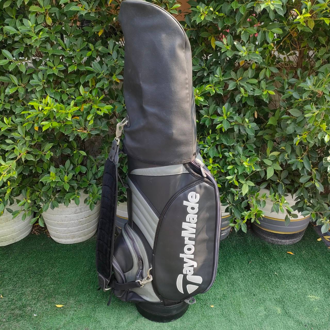 ถุงกอล์ฟ TAYLORMADE มือสอง ถุง TOUR ใบใหญ่ คุ้มค่าสุดๆ