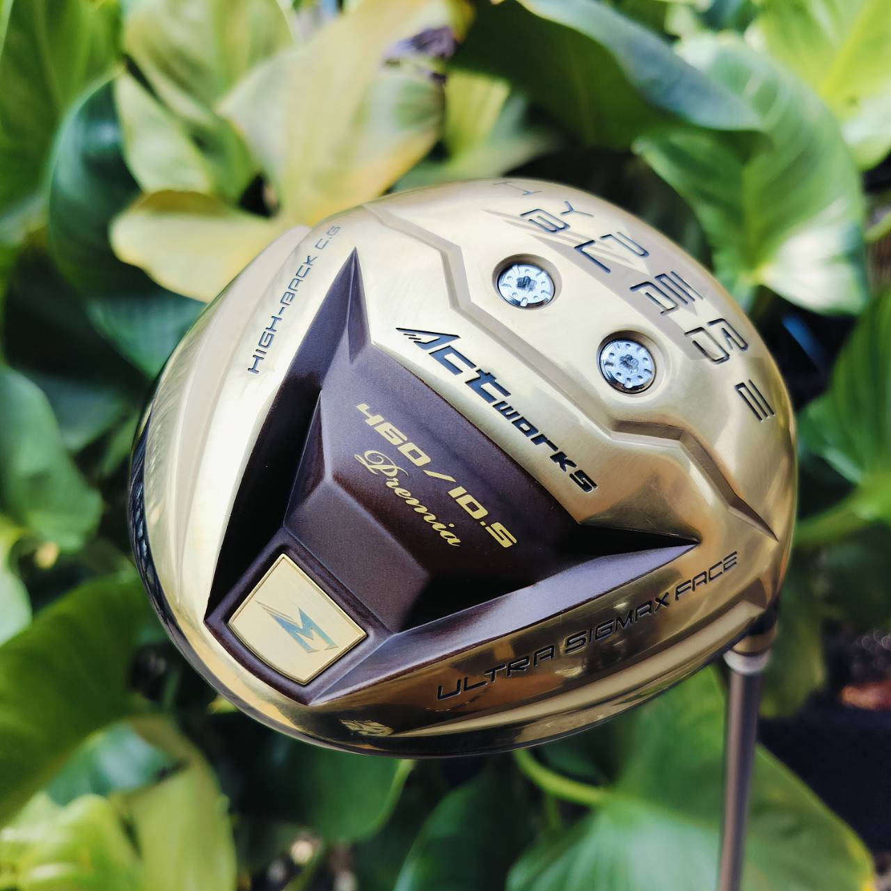 Works Golf hyper blade Premier องศา 10.5 ก้าน DIMANA FLEX R กริพ GOLF PRIDE ตีไกลสุดขั้วชนรั้วชนธง อายุ 80 ตีได้ 300 หลา รับประกันไกลขึ้นแน่นอน!!! หน้าเด้งขีดสุด!!! ไม้กอล์ฟพรีเมี่ยมมือสอง ของแท้ By NakaraLuxurious