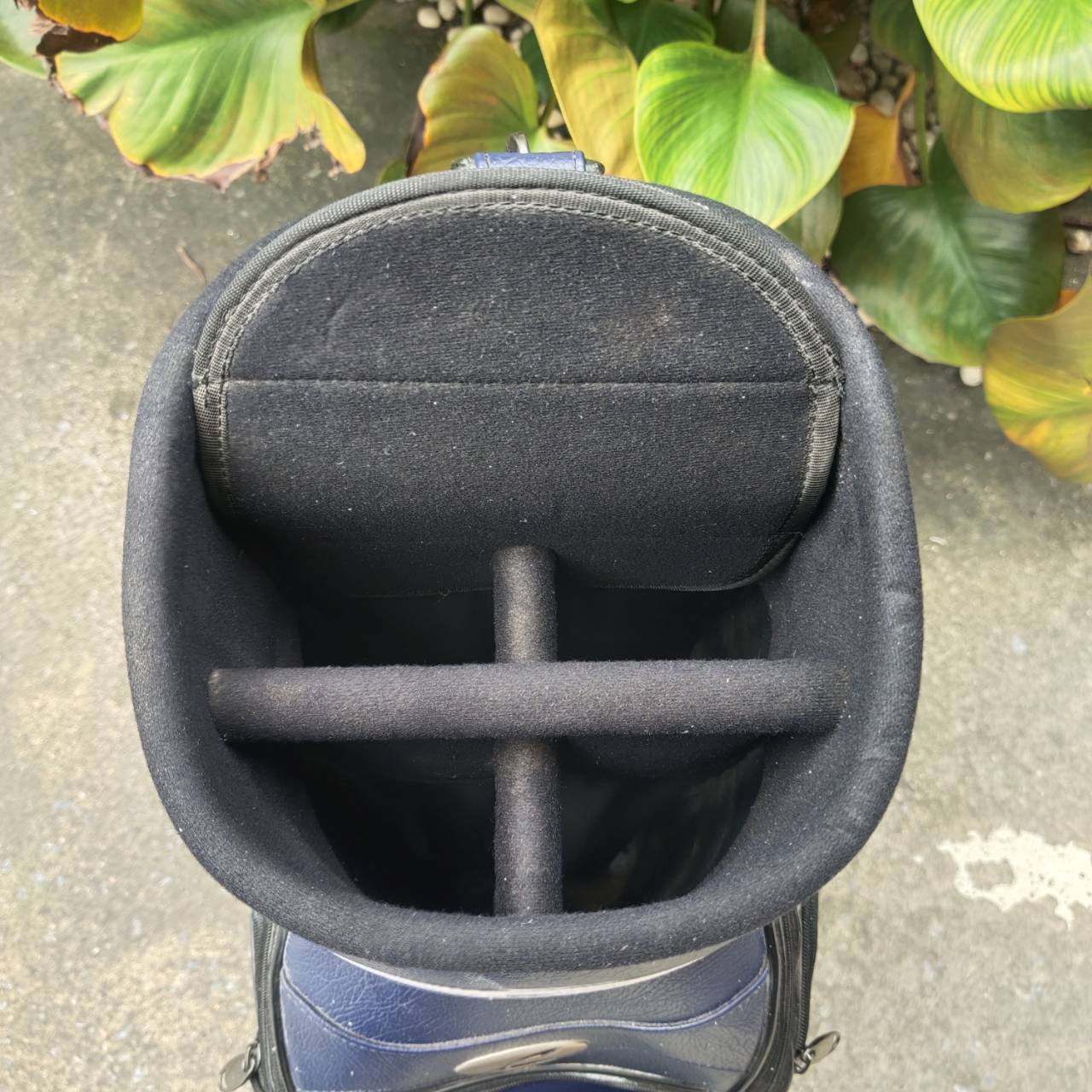 ถุงกอล์ฟกรุงเทพกรีฑา มือสอง ถุง TOUR ใบใหญ่ ใส่ไม้ได้ครบครัน