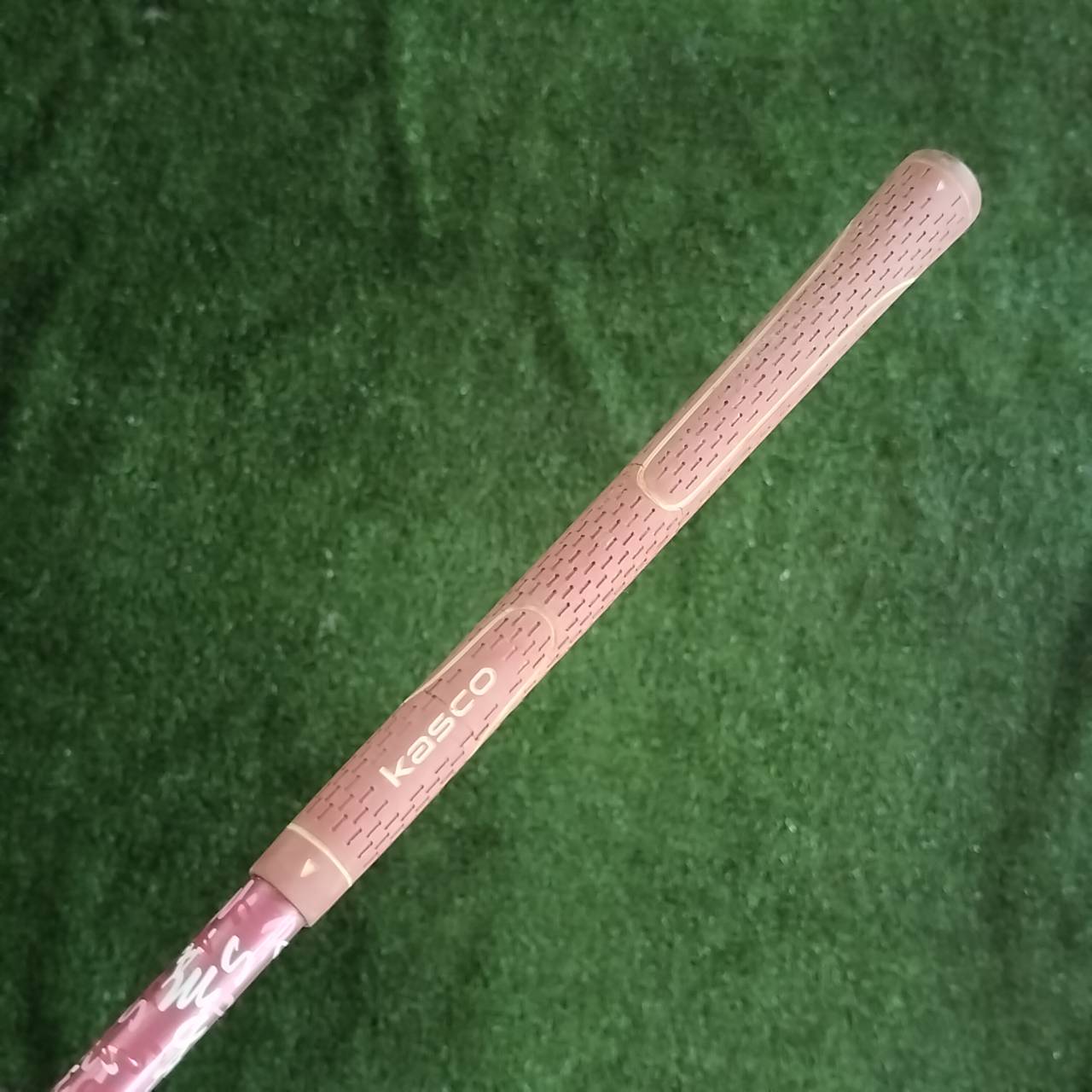 ** ไม้กอล์ฟผู้หญิง ** เหล็ก 9 KASCO DIMPALS EL ก้านกริพเดิมๆ สวยเดิมทุกอย่าง เหล็กผู้หญิง ตีง่ายๆ จากญี่ปุ่น ที่ได้รับการยอมรับที่สุดในไทย ไม้กอล์ฟพรีเมี่ยมมือสอง ของแท้ By NakaraLuxurious