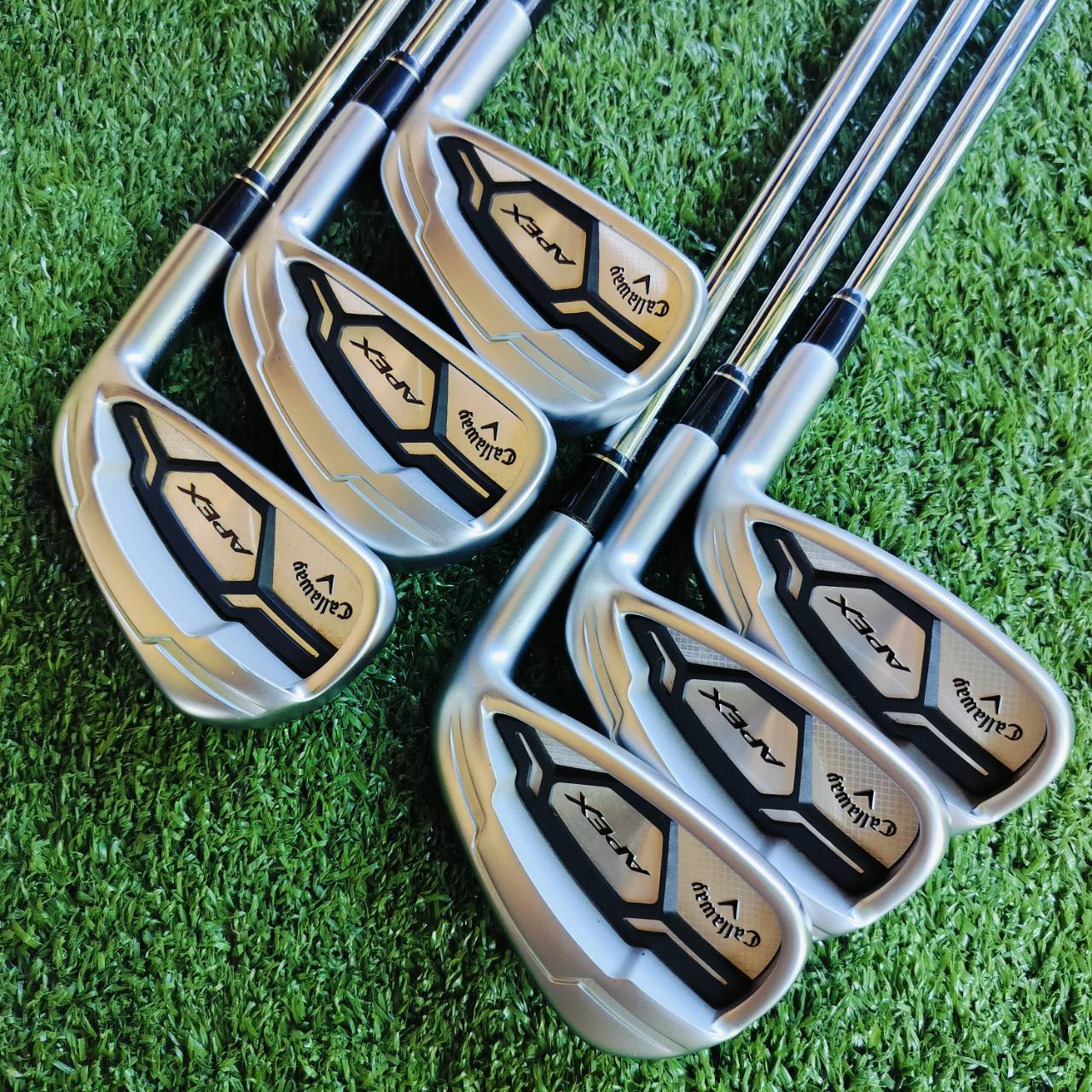 ชุดเหล็ก Callaway APEX FORGED CF 16 สภาพสวยมากๆ เดิมๆ ทุกเหล็กเลยค่ะ Face Cup 360 ชั้นนำในอุตสาหกรรมกอล์ฟ หน้าเด้ง COR สูงสุดตามกฏ USGA ตีง่าย ไกล ฟีลลิ่งพรีเมี่ยมที่สุด ไม้กอล์ฟพรีเมี่ยมมือสอง ของแท้ By NakaraLuxurious