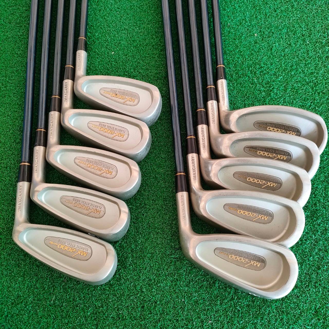 ชุดเหล็ก MAXCARRY MX-2000 IRON มีเหล็ก 3 - 9 PW AW SW ได้ชุดใหญ่ ทั้งหมด 10 ชิ้น