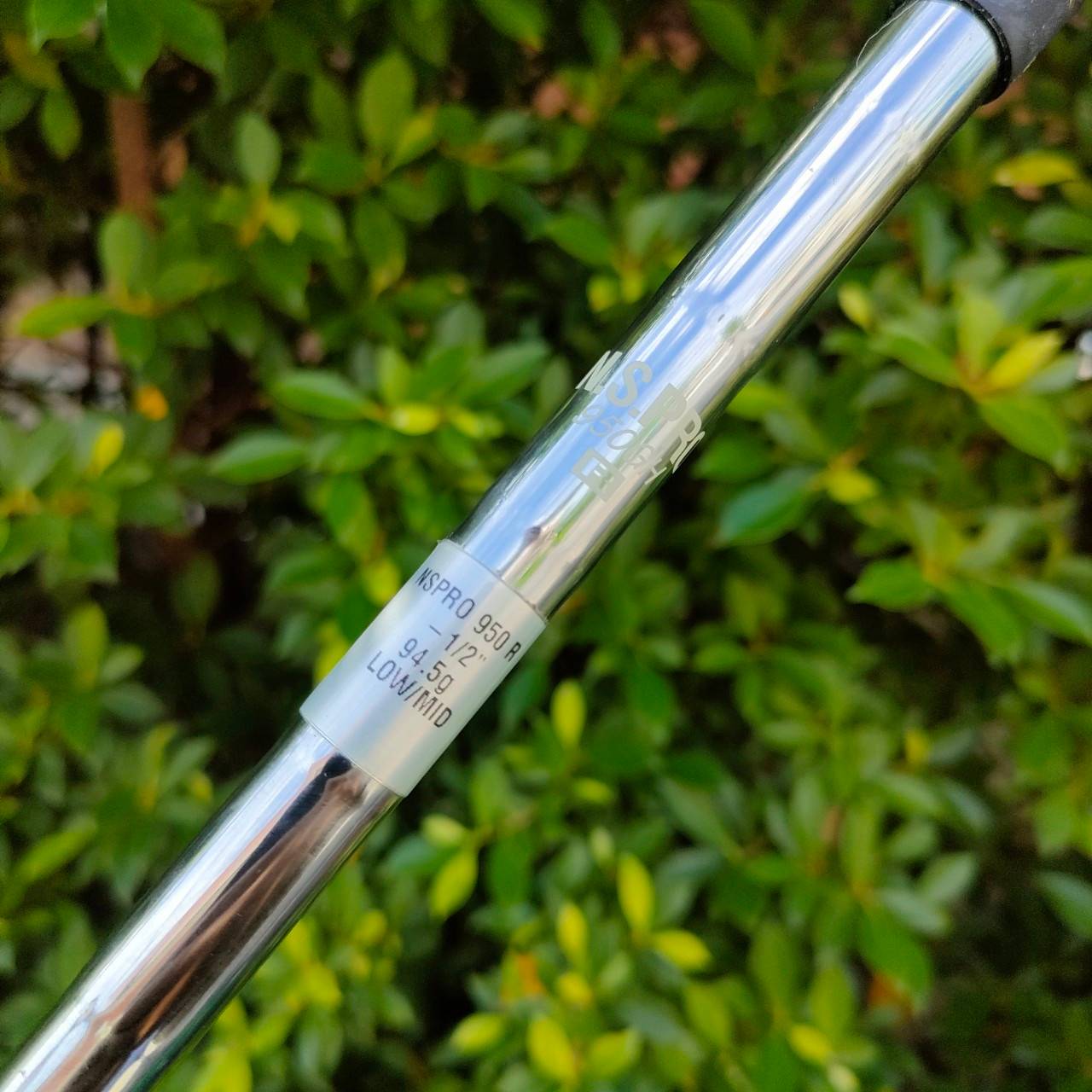 เหล็ก 6 TITLEIST AP1 DUAL CAVITY TUNGSTEN NICKEL ก้าน NS.PRO 950 FLEX R ไม้นี้ตรงคอไม้เป็นแบบพิเศษ มีสลีฟแบบพิเศษ สามารถไขเปลี่ยนก้านได้ ไม้กอล์ฟมือสอง ของแท้ BY NakaraLuxurious