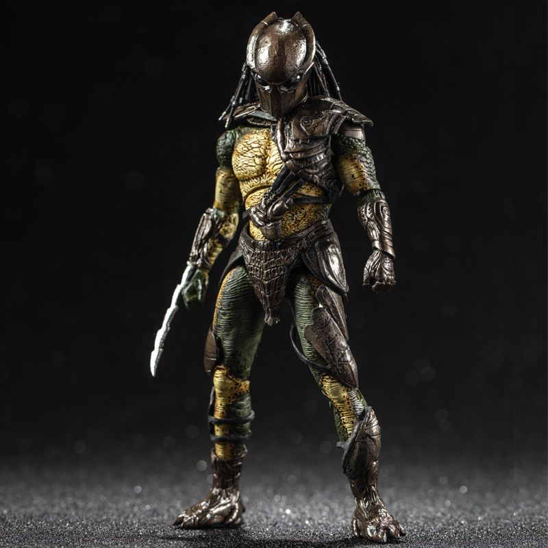[สั่งจอง] Hiya Toys 1:18 Scale Predators: Berserker/Falconer 4 Inch Acton