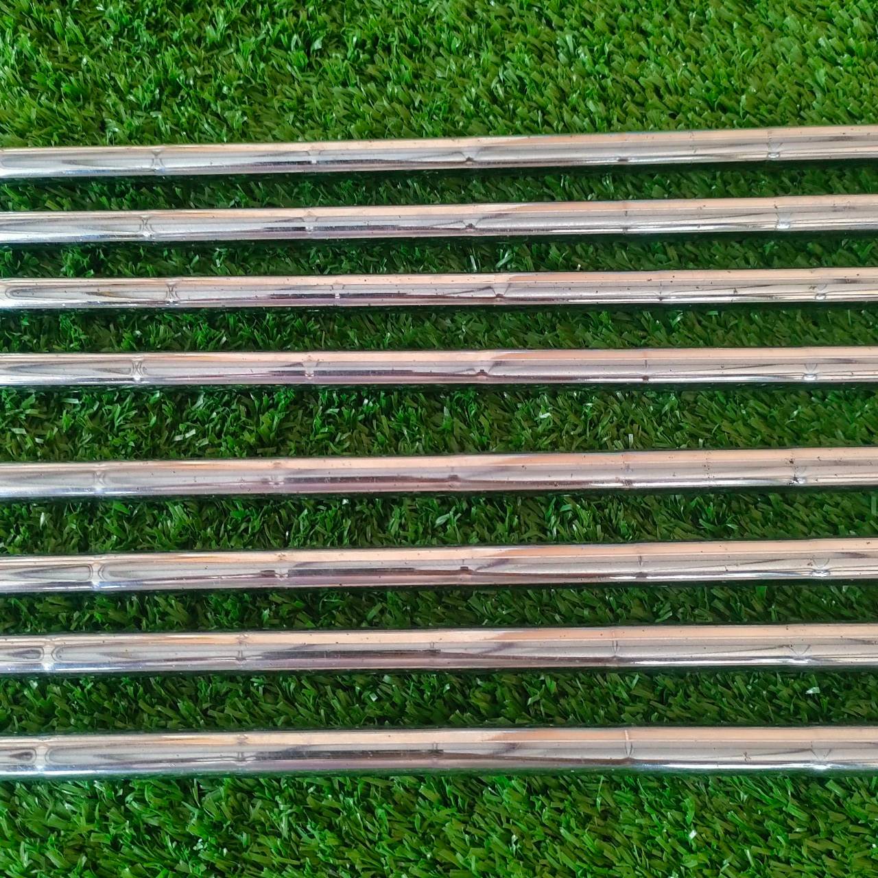 ชุดเหล็ก FOTER GROWING GOLF LIFT มีเหล็ก 4-9 เเละ PW SW ก้านเหล็ก ใบ CAVITY ตีง่าย ก้านเหล็กแม่นยำ