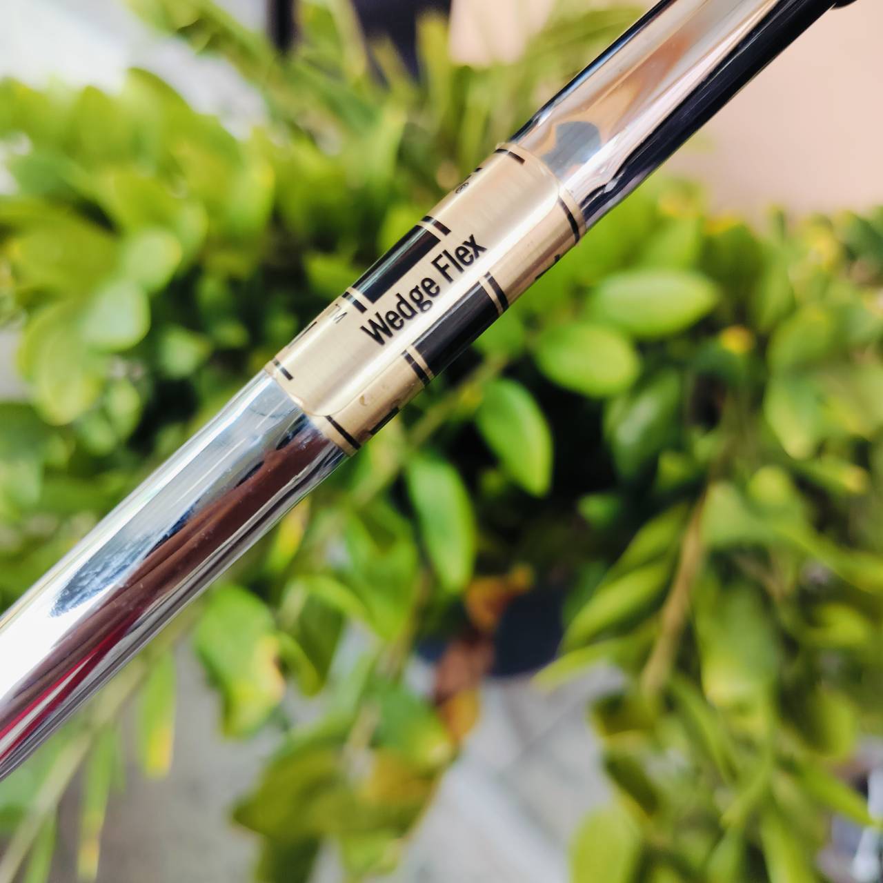 WEDGE CLEVELAND CG10 องศา 58 หนึ่งจุด LOW BOUNCE ก้าน DG WEDGE FLEX ออกแบบ BOUNCE ได้สวยมาก ไม้กอล์ฟพรีเมี่ยมมือสอง ของแท้ By NakaraLuxurious
