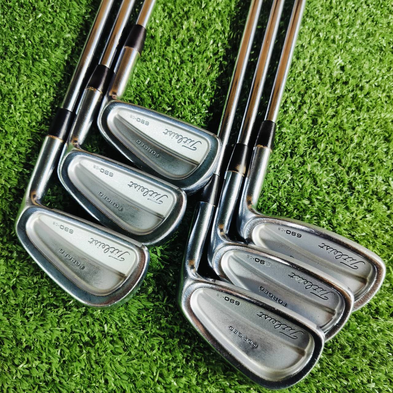 ชุดเหล็ก Titleist 690 CB FORGED ก้าน NS PRO 950 FLEX R เป็นชุดเหล็ก FORGED สุดพรีเมี่ยม แต่มี CAVITY เพื่อช่วยชดเชยผิดพลาด ไม้กอล์ฟพรีเมี่ยมญี่ปุ่นมือสอง ของแท้ By NakaraLuxurious
