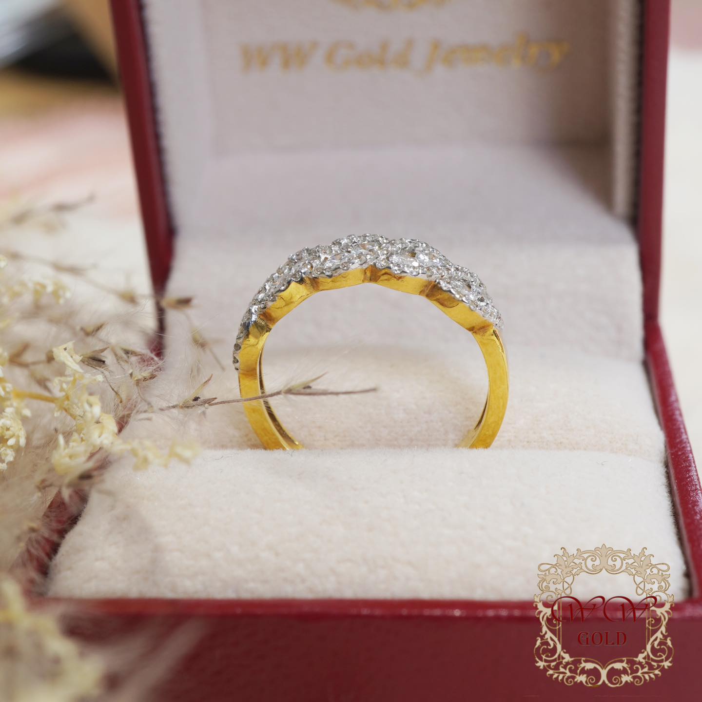 แหวนแถวสุดหรู