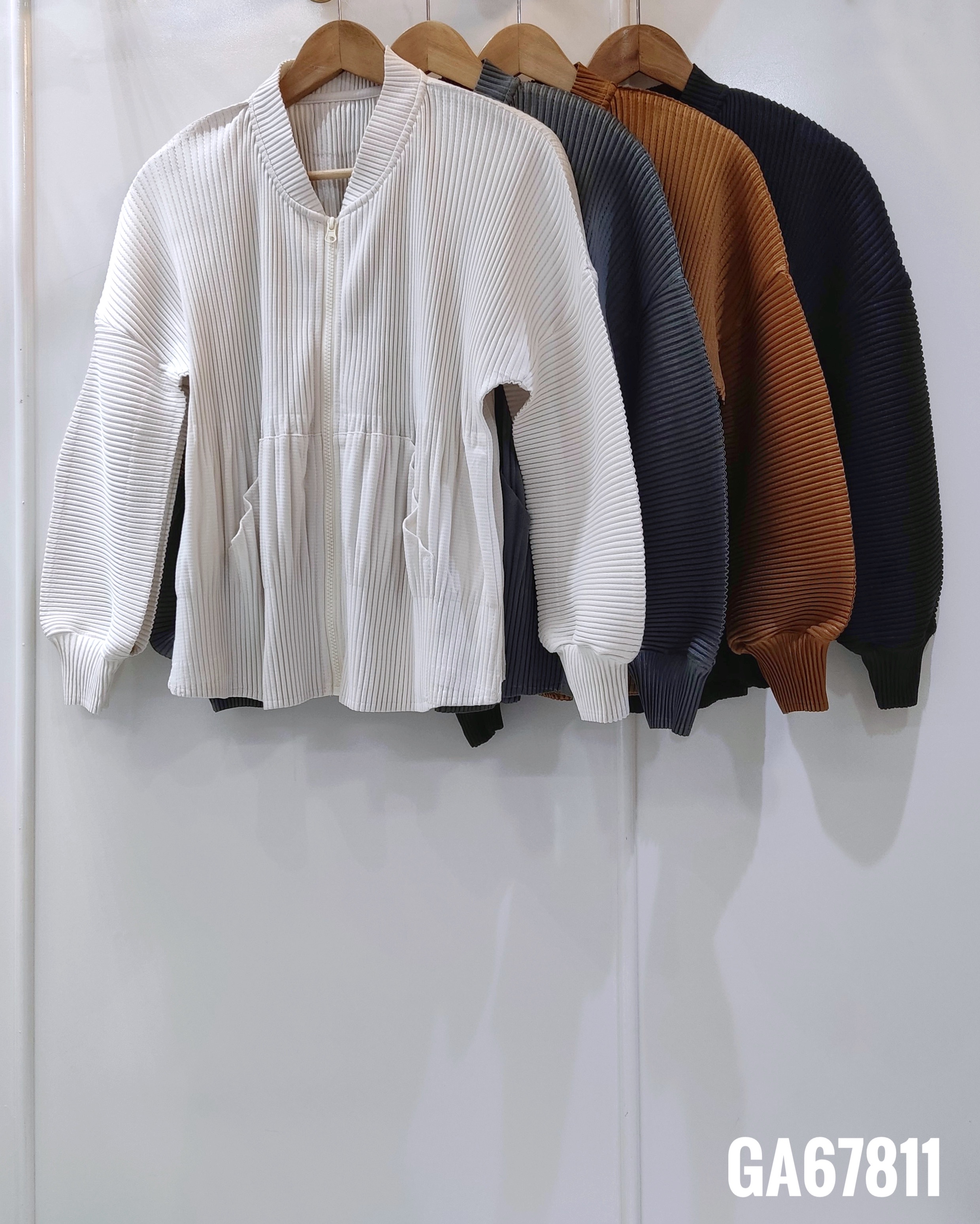 2MUAY รุ่น GA67811 เสื้อคลุมอัดพลีท THICK ZIP FRONT PLEATED CARDIGAN 4สี FREE SIZE
