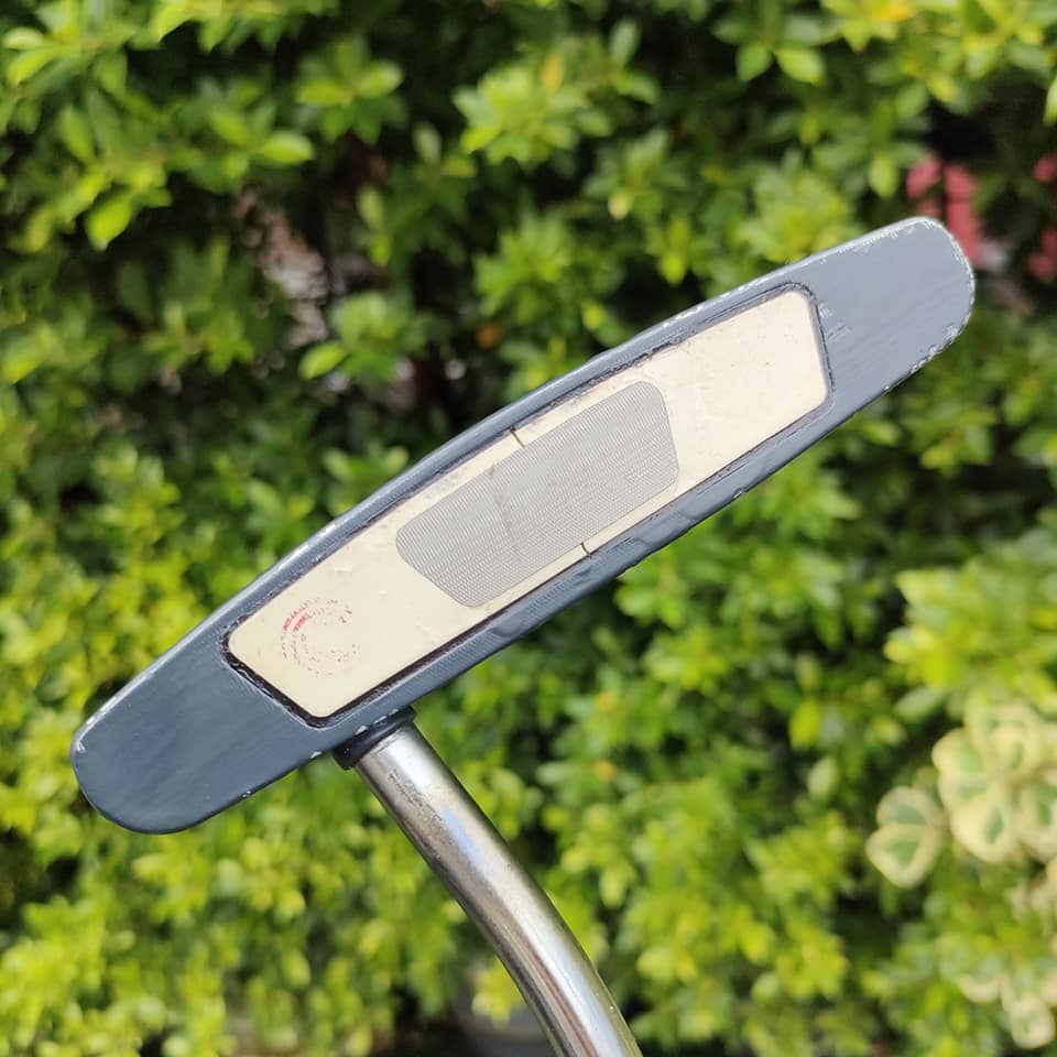 PUTTER ODYSSEY TRI-BALL SRT ความยาว 34 นิ้ว ก้าน WHITE STEEL รุ่นนี้พิเศษ สามบอล เล็งง่ายกว่าเดิม และเจ้าของเก่าติดสติ๊กเกอร์เส้นเล็งไว้ ไม้กอล์ฟมือสอง ของแท้ BY NakaraLuxurious