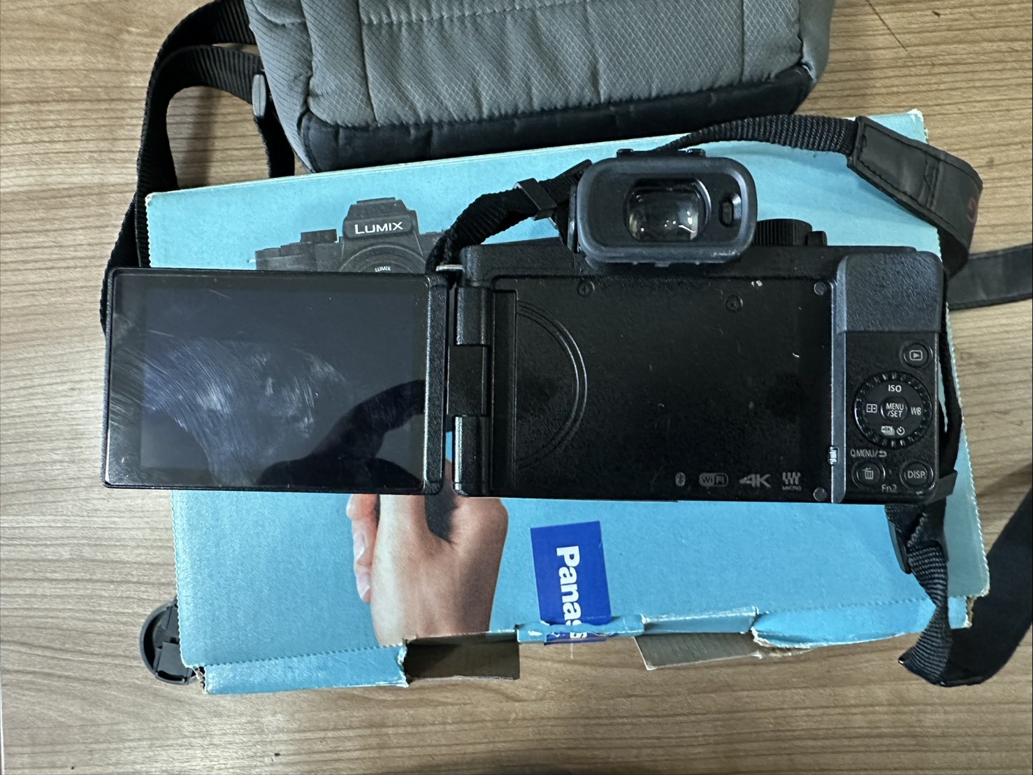 กล้อง Lumix DC-G100 + ขาตั้ง + กระเป๋า