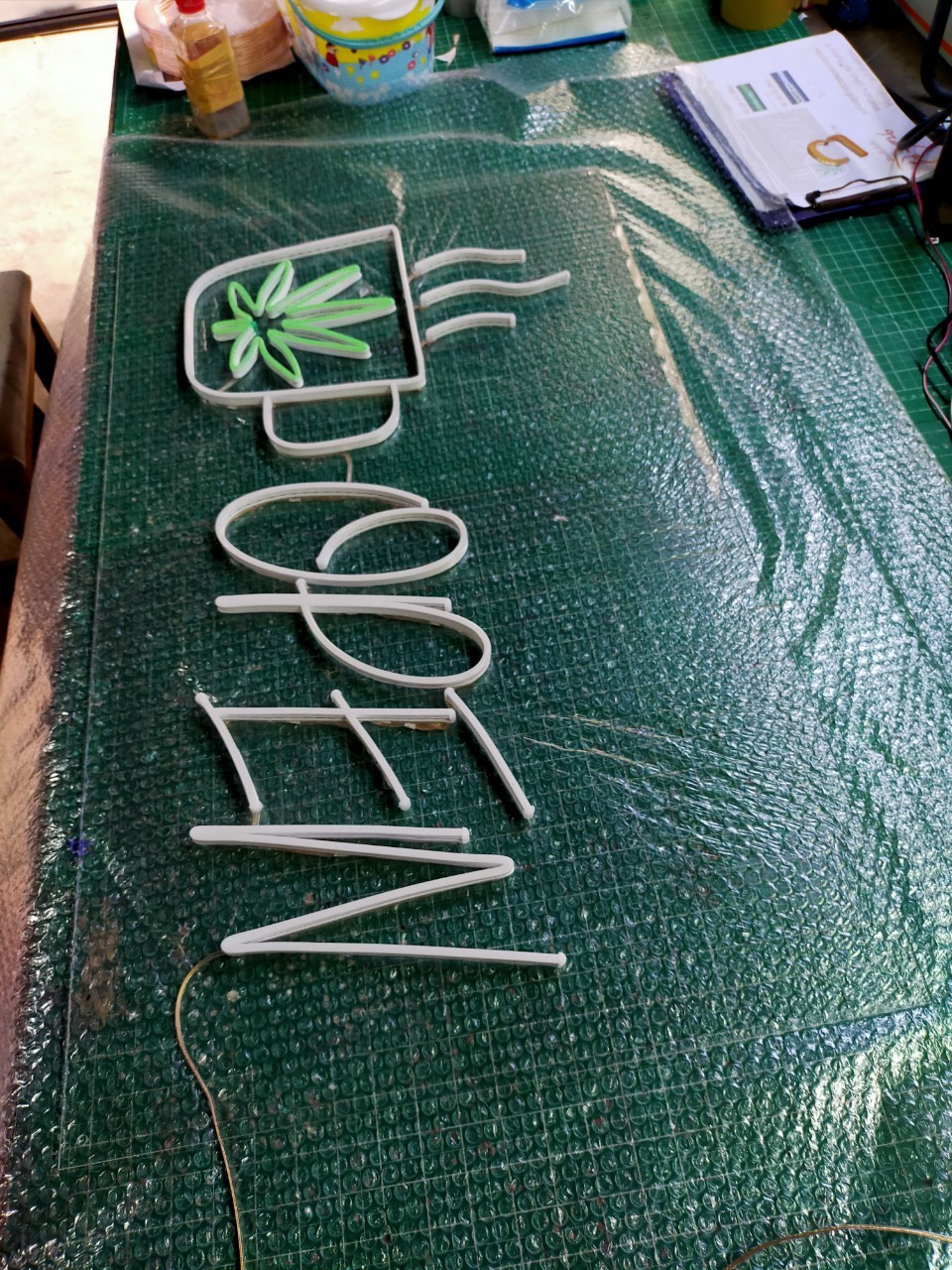 งานไฟเฟค