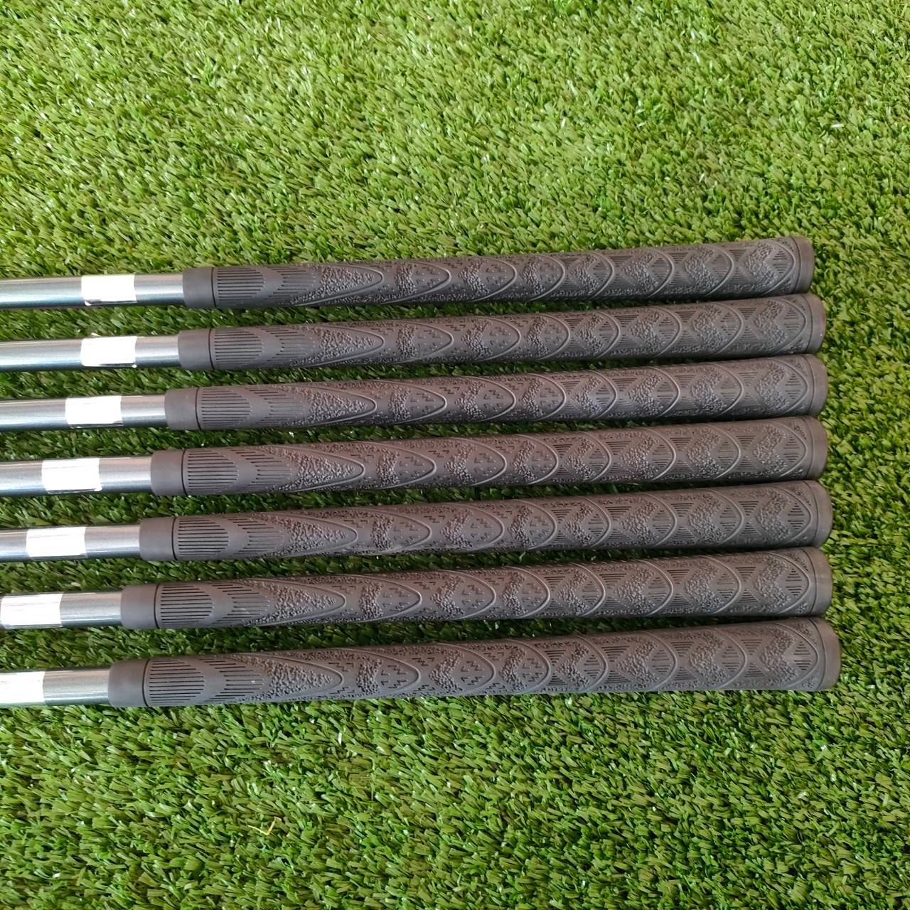 ** ไม้กอล์ฟสำหรับผู้หญิง ** ชุดเหล็ก MARUMAN TITUSV1 มีเหล็ก 5-9 เเละ PW SW ก้าน IMPACTFIT V1 FLEX L ชุดเหล็กญี่ปุ่น ที่ตีง่าย เบาสบาย และตีไกลกว่าปกติ 1 เบอร์ ครับ