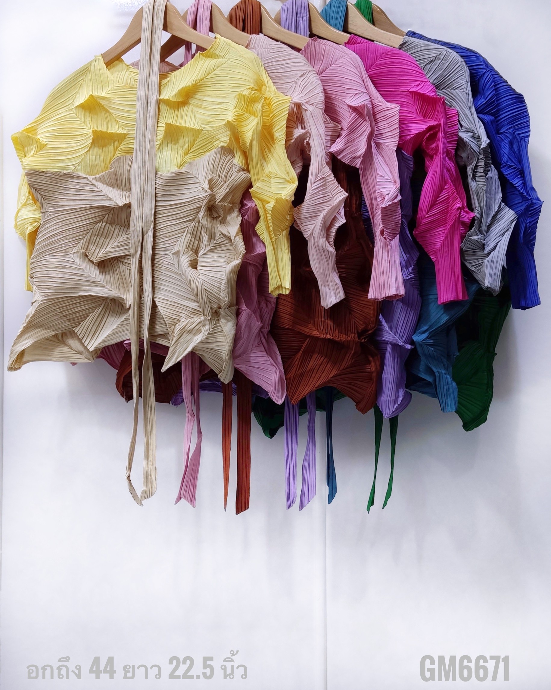 อกถึง 44 นิ้ว 2MUAY GM6671 เสื้ออัดพลีท TWO TONE ZIGZAG PLEATED TOP 7 สี FREE SIZE
