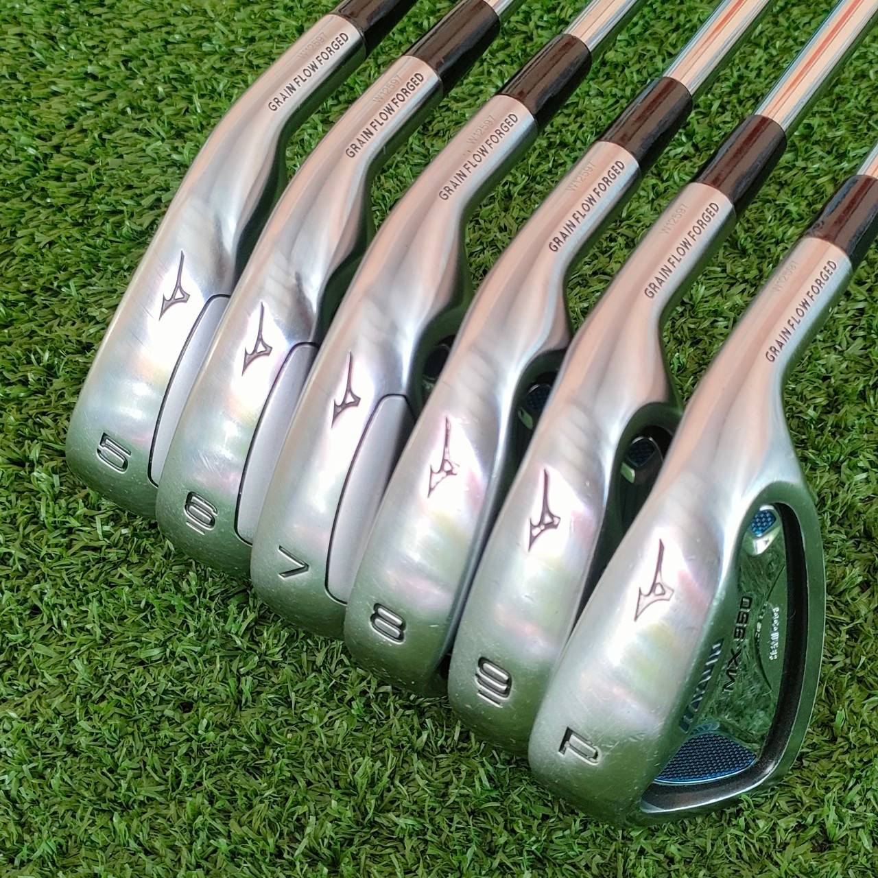 ชุดเหล็ก MIZUNO MX-950 มีเหล็ก 5-9 เเละ PW ก้าน N.S.PRO850 GH FLEX R วัสดุ GRAIN FLOW FORGED เน้นๆ สุดยอด FORGED ที่พรีเมี่ยมที่สุด!! ไม้กอล์ฟมือสอง ของแท้ BY NakaraLuxurious