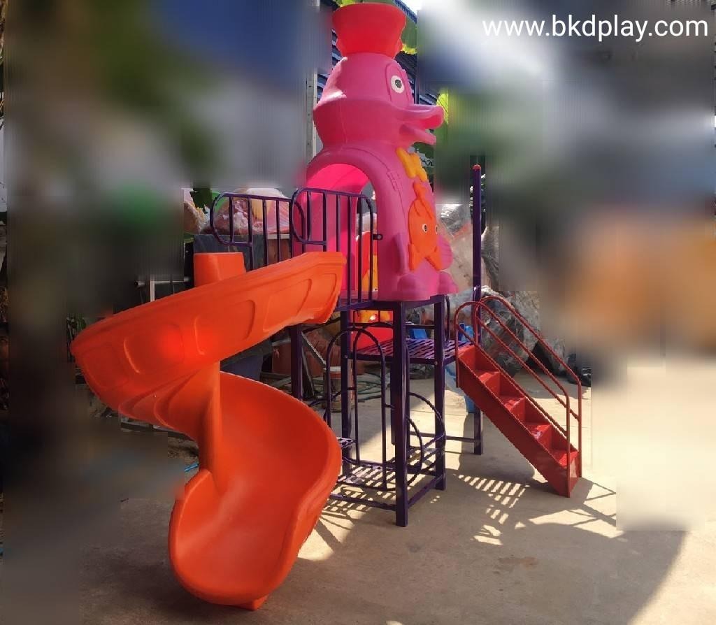 เครื่องเล่นสนามกลางแจ้ง ชุดเจ้าชายดั๊ก สไลเดอร์, กระดานลื่น, ของเล่น, สนามเด็กเล่น ,ครุภัณฑ์สนามเด็กเล่น, สพฐ,โครงการโรงเรียนประชารัฐ