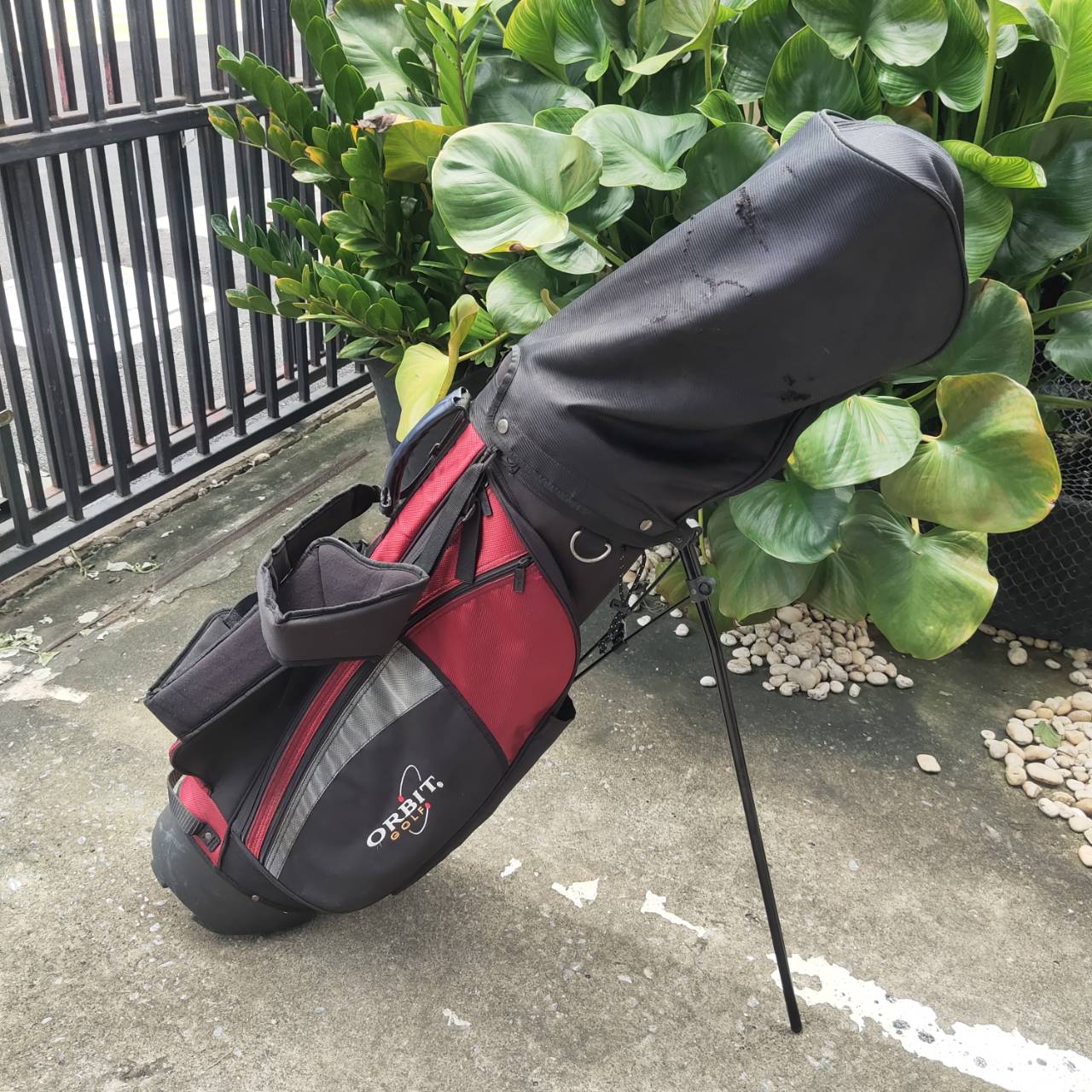 ถุงกอล์ฟ ORBIT มือสอง ** COVER มีลอยขาด ** ถุงกอล์ฟขาตั้ง พร้อมสายสะพาย