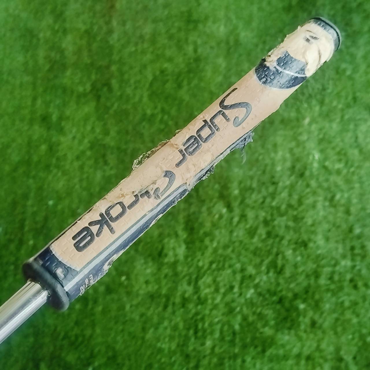 PUTTER ODYSSEY 2-BALL BLADE เป็นรุ่น WHITE STEEL อินเซิร์ทมี MILLED ไม้กอล์ฟพรีเมี่ยมมือสอง ของแท้ By NakaraLuxurious