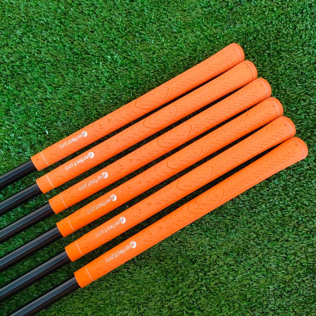 ชุดเหล็ก TOURSTAGE V7000 มีเหล็ก 4-9 ก้าน TDI-60H FLEX R เหล็ก FORGED พรีเมี่ยมญี่ปุ่นแท้ๆ ไม้กอล์ฟมือสอง ของแท้ BY NakaraLuxurious