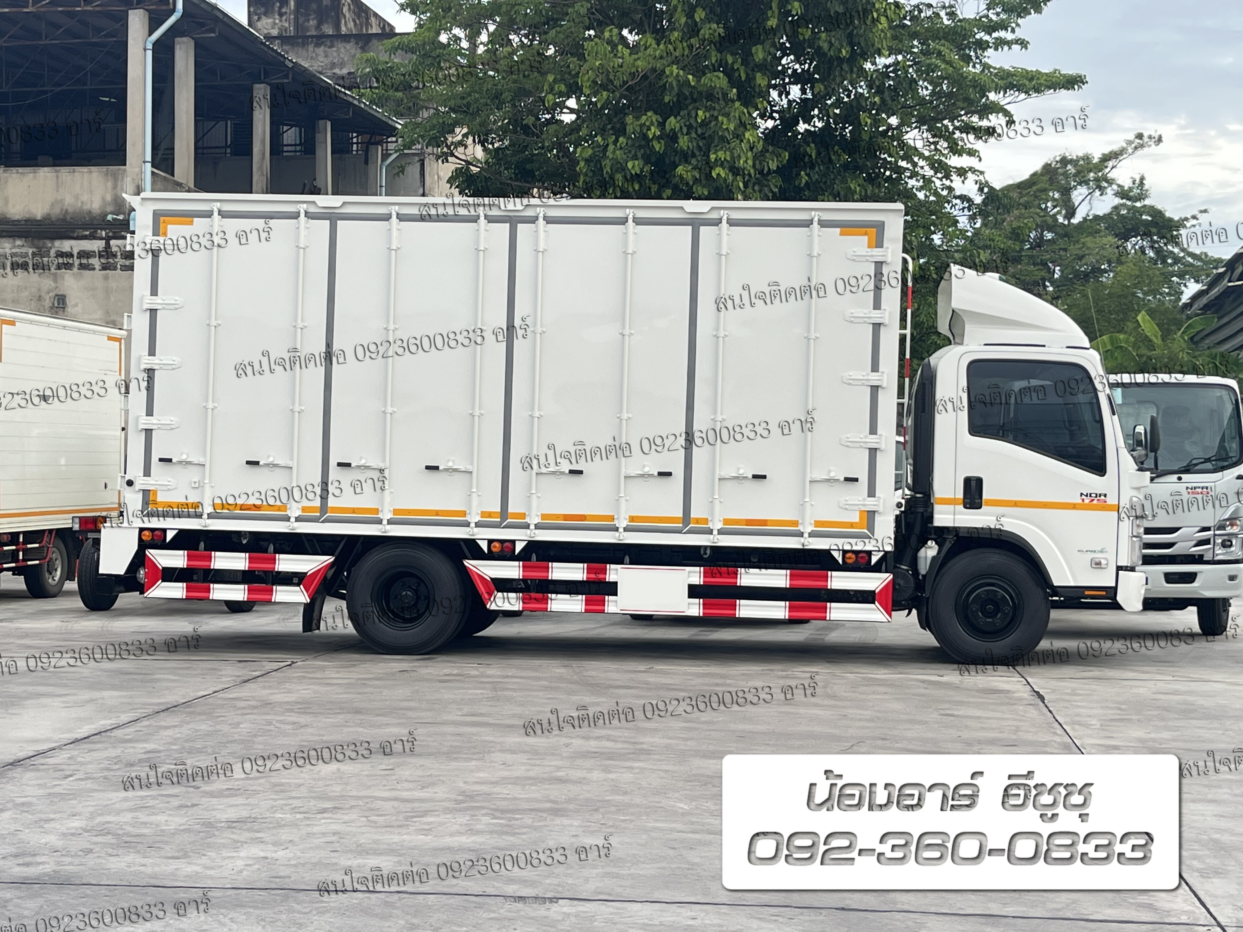 6 ล้อ ISUZU NQR175 แรงม้า พร้อมตู้บรรทุก ประตู 10 บาน