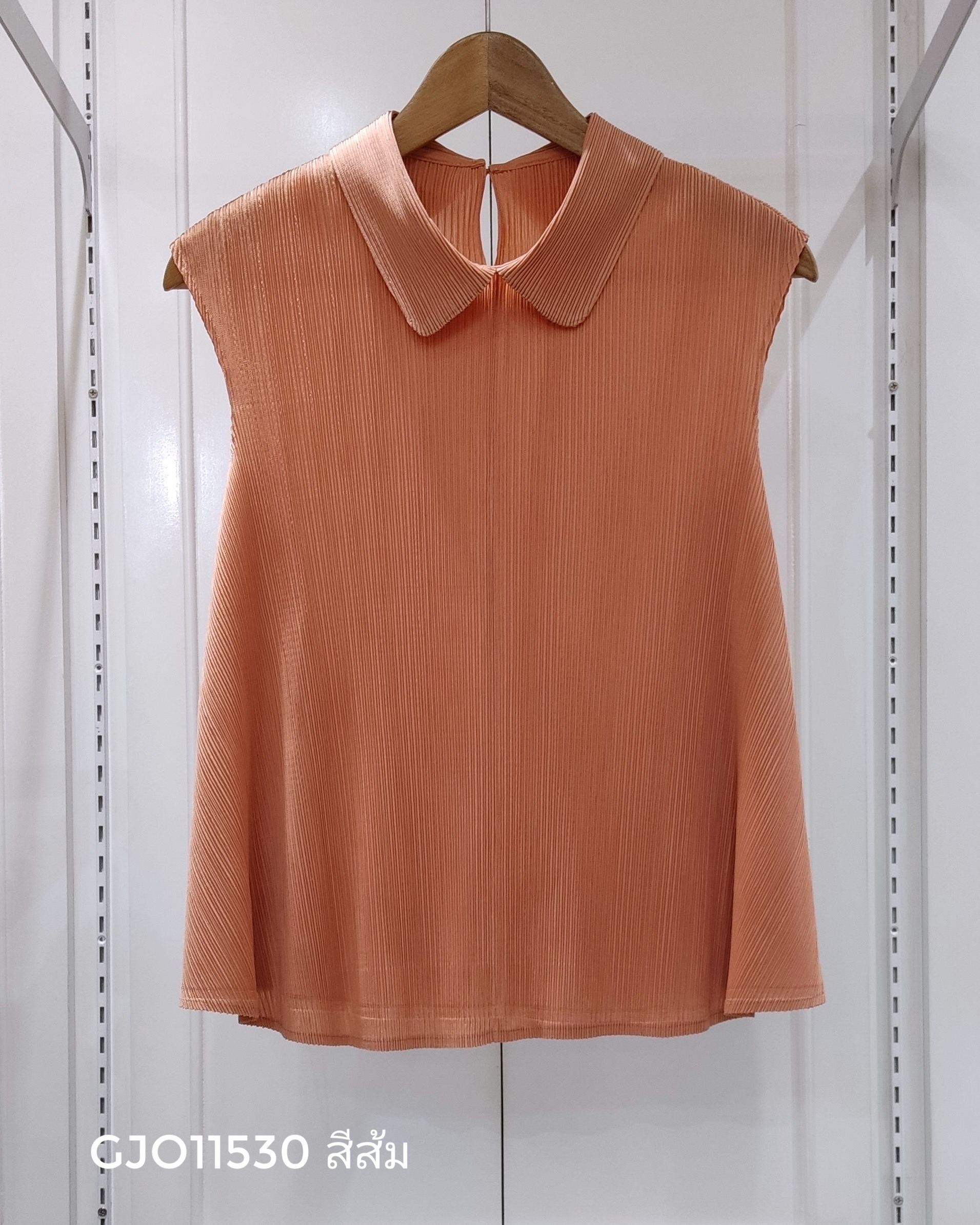 2MUAY รุ่น GJO11530 เสื้ออัดพลีท PETER PAN COLLAR PLEATED TOP 10 สี FREE SIZE