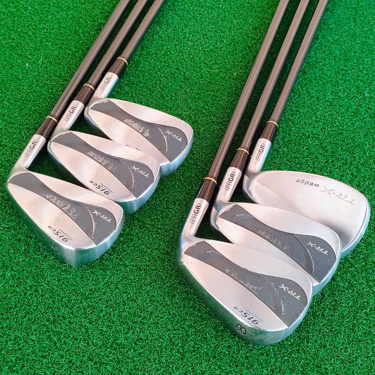 ชุดเหล็ก PRGR TR-X 915CR มีเหล็ก 5 - 8 PW AW ก้าน M40 I.N.S.P.E.C AW เป็นใบ WEDGE ให้เลยครับ