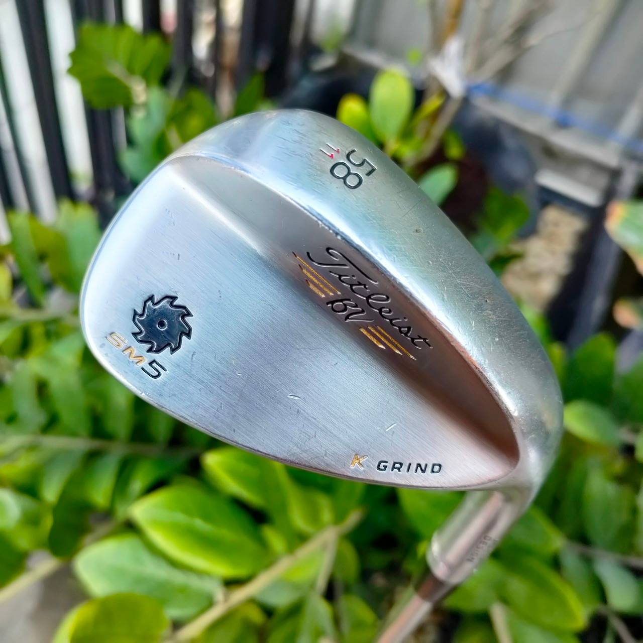 WEDGE TITLELIST BV SM5 K GRIND องศา 58 เบาท์ 11 ก้าน DYNAMIC GOLD S300 ต้นตำหรับสปินสุดโหด กัดลูกขาด ตกหยุดถอยหลัง ไม้กอล์ฟพรีเมี่ยมมือสอง ของแท้ By NakaraLuxurious