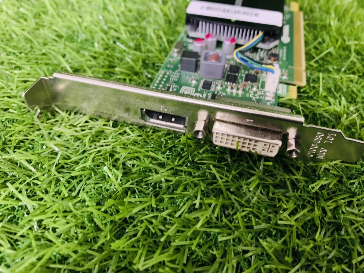 VGA การ์ดแสดงผล Nvidia Quadro K620 2GB DDR3