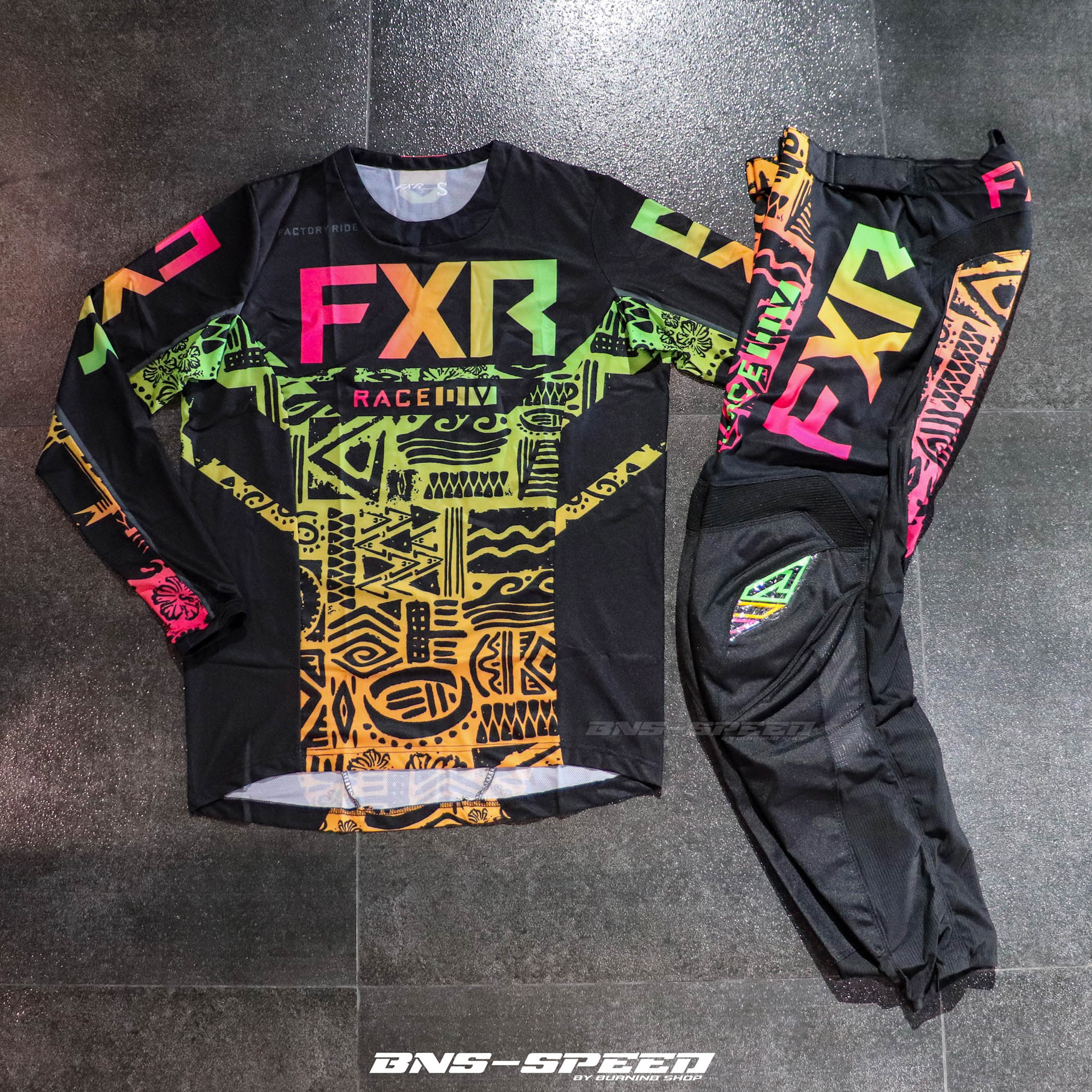 ชุด FXR สำเนา ลาย 4/5