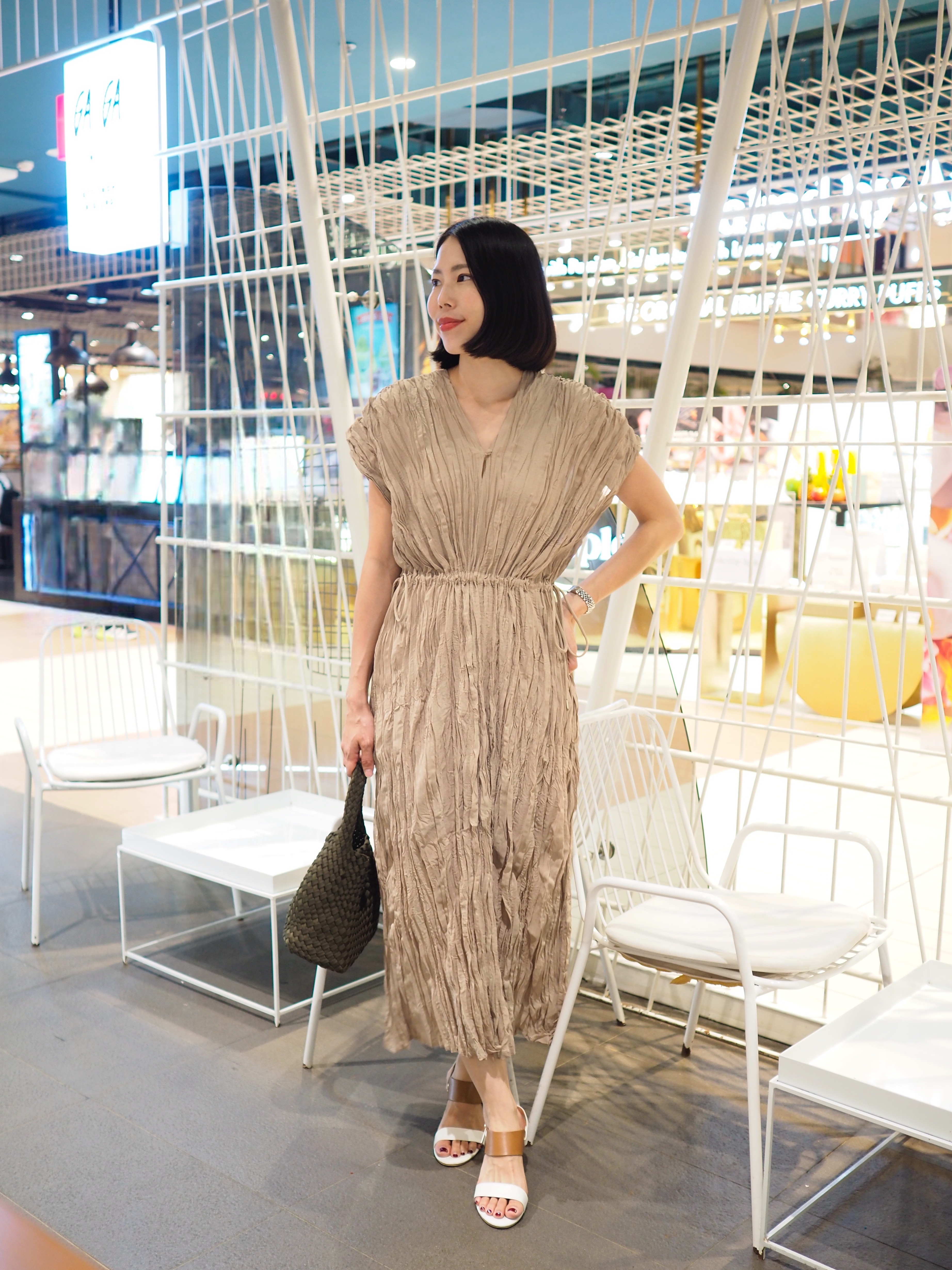 ปรับราคาลง20%!! 2MUAY รุ่น GJO3558 เดรสพลีทคุณภาพ V NECK WAIST TIE PLEATED DRESS 6 สี FREE SIZE