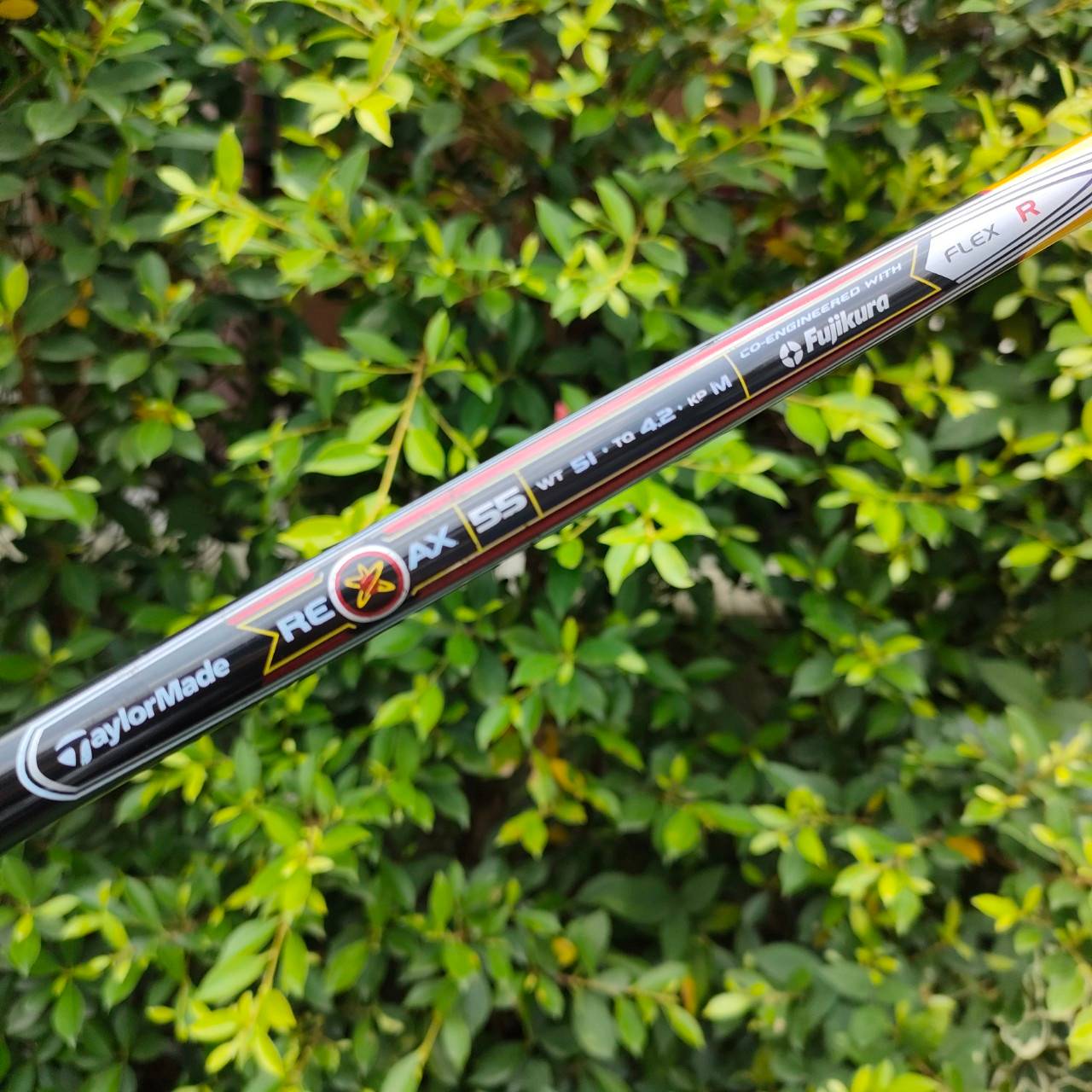 DRIVER TAYLORMADE r7 SUPERQUAD องศา 9.5 ก้าน RE*AX FUJIKURA FLEX R หัวดำ หน้าดำ ตีไกลจัดๆรุ่นนี้ และตีง่ายมาก ปรับได้ 4 หมุด ใครเลยลองตีจะรู้ซึ้งเลยครับ