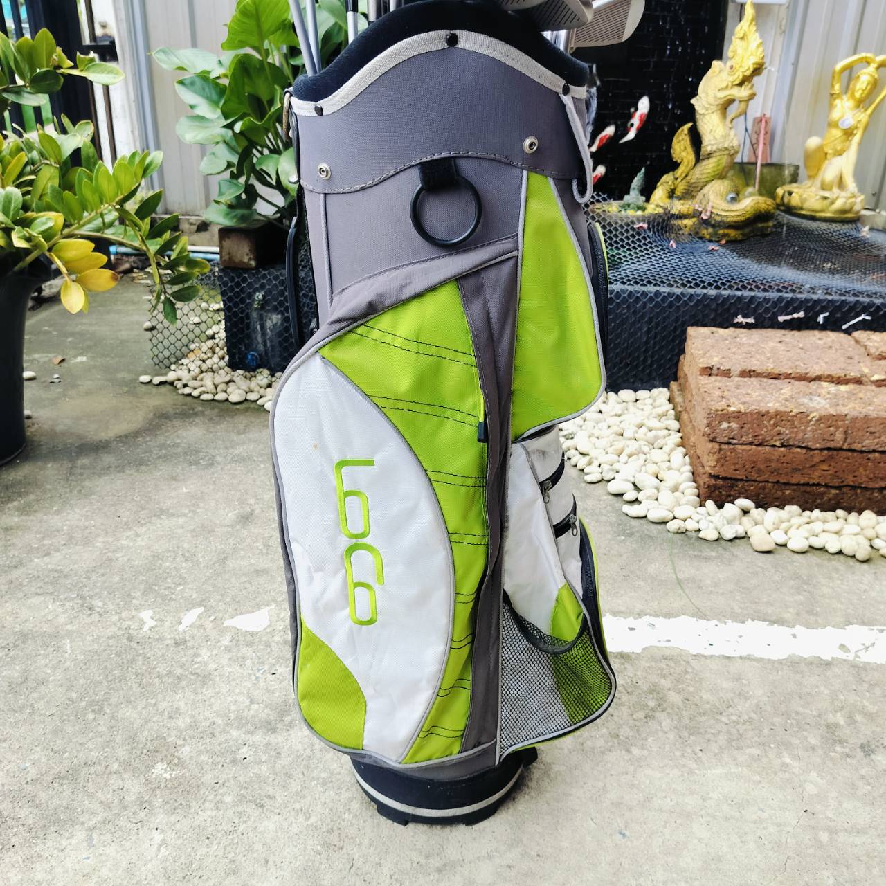 ไม้กอล์ฟครบชุดสำหรับผู้หญิง DUNLOP LOCO L SERIES ชุดคุณภาพมาตรฐาน ราคาสุดคุ้ม . ทั้งชุดประกอบด้วย Driver องศา13 กระดองเคฟล่า และแบนราบลงมา CG ต่ำ ตีง่าย และตีไกลอย่างมาก ไม้กอล์ฟพรีเมี่ยมญี่ปุ่นมือสอง ของแท้ By NakaraLuxurious