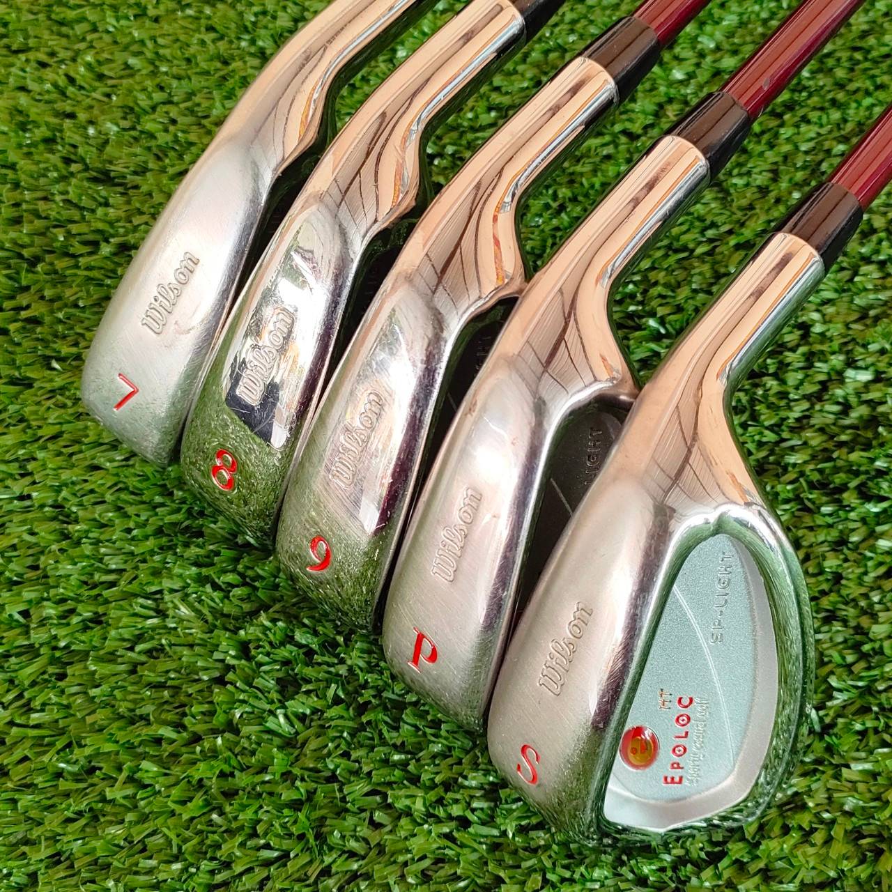 ** ไม้กอล์ฟสำหรับผู้หญิง ** ชุดเหล็ก WILSON EPOLOC HT มีเหล็ก 7-9 เเละ PW SW ก้าน EPOLOC FLEX L