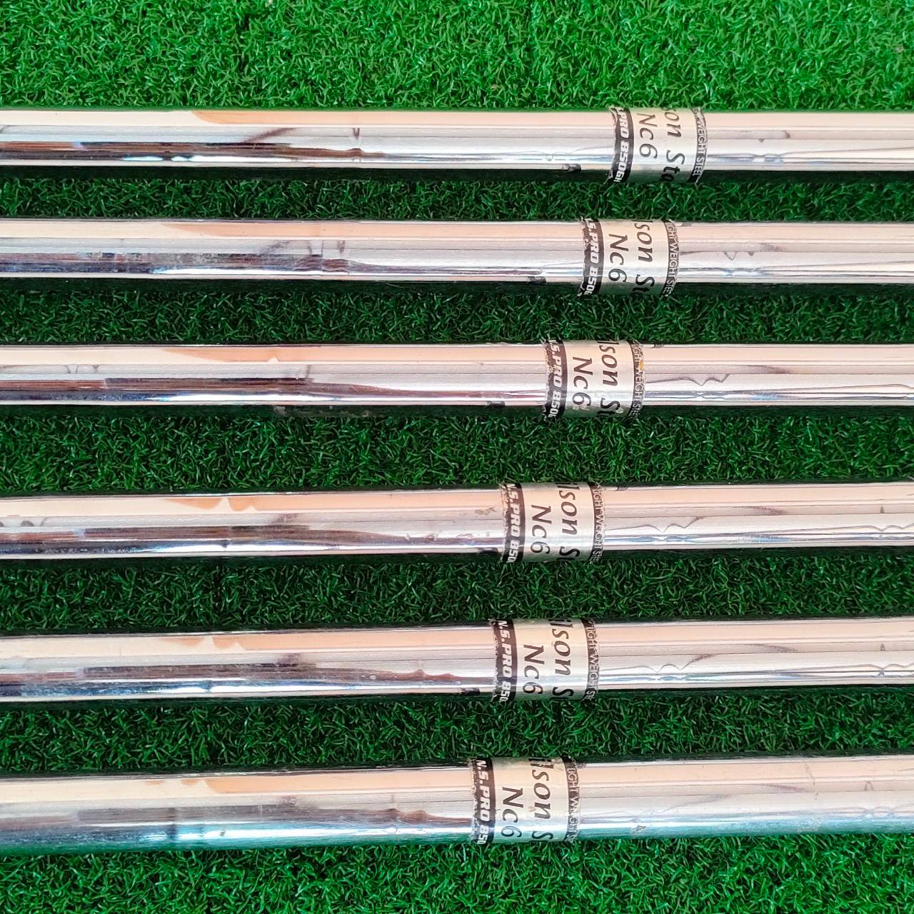 ชุดเหล็ก WILSON STAFF Nc6 มีเหล็ก 5 - 9 เเละ PW ก้าน N.S.PRO 850GH FLEX S ชุดนี้เป็นชุดพรีเมี่ยมของ WILSON เป็นชุดเหล็กหน้าเด้ง ตีไกลกว่าปกติ