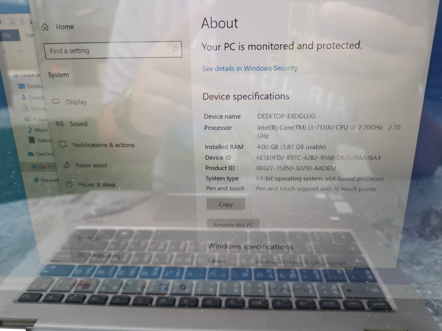 โน้ตบุ๊ค Notebook Lenovo YOGA520 (i3-7130U/4GB/M.2 128GB)+Adapter+กระเป๋า คีย์บอร์ดไม่ติดบางปุ่ม ขอบแตก