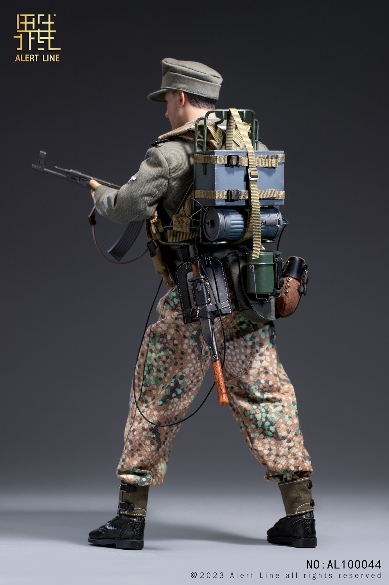[สั่งจอง] Alert Line AL100044 1/6 : WWII German Soldier