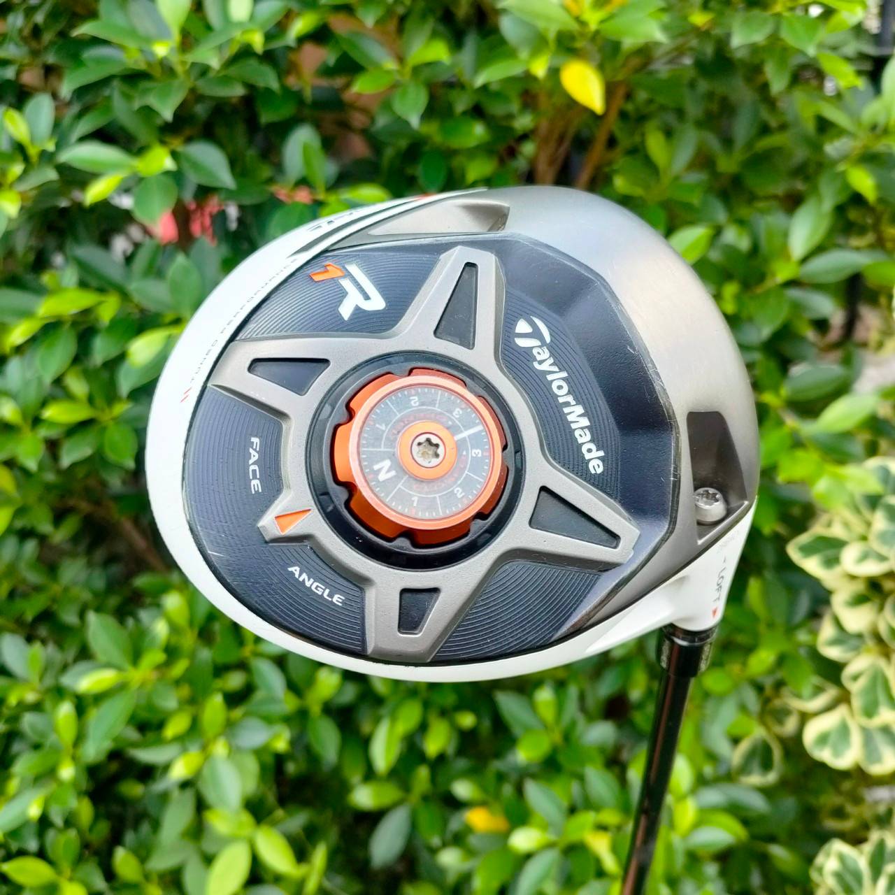 DRIVER TAYLORMADE R1 ก้าน BURNER 2.0 FLEX S สามารถปรับองศา - มุมเหิน และปรับทิศทาง - ซ้ายขวา