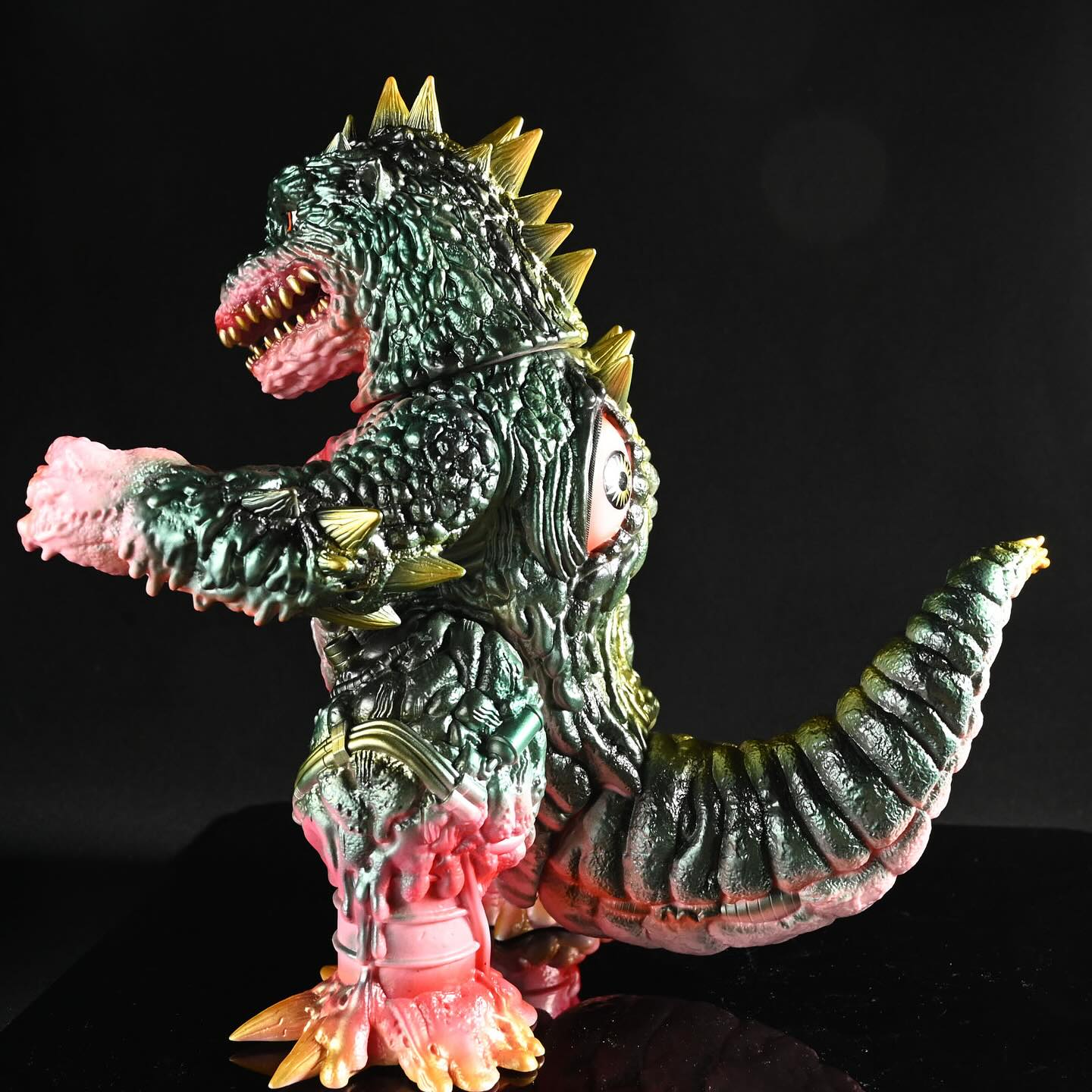 [สั่งจอง]Planet-x Asia : Junkzilla (30Cm)