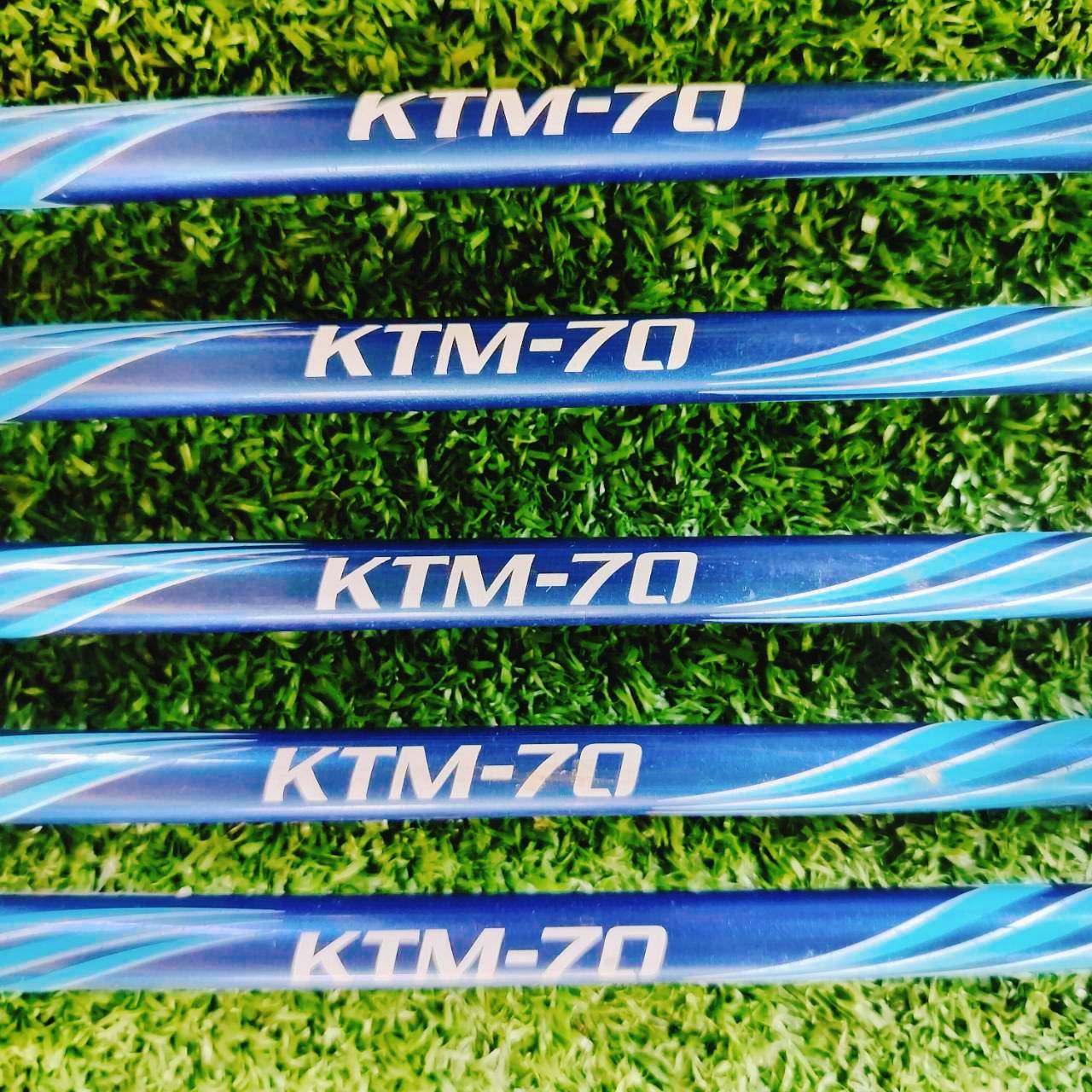 ***ไม่มีเหล็ก 9 ค่ะ*** ชุดเหล็ก Katana Sword Sniper i II เป็นชุดเหล็กพรีเมี่ยมญี่ปุ่นหน้าเด้งมาก!!! มีเหล็ก 5 6 7 8 และ AW ก้านกราไฟต์ KTM-70 Flex SR แฟนๆ KATANA ไม่ควรพลาดเด็ดขาด ไม้กอล์ฟพรีเมี่ยมมือสอง ของแท้ By NakaraLuxurious