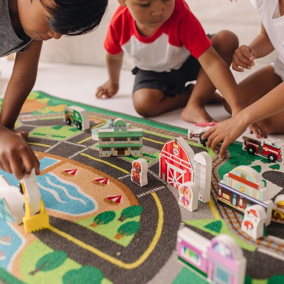ชุดพรมดีลักซ์ Chase ขนาด 112 x 66 cm Melissa & Doug X PAW Patrol Activity Rug Chase Adventure