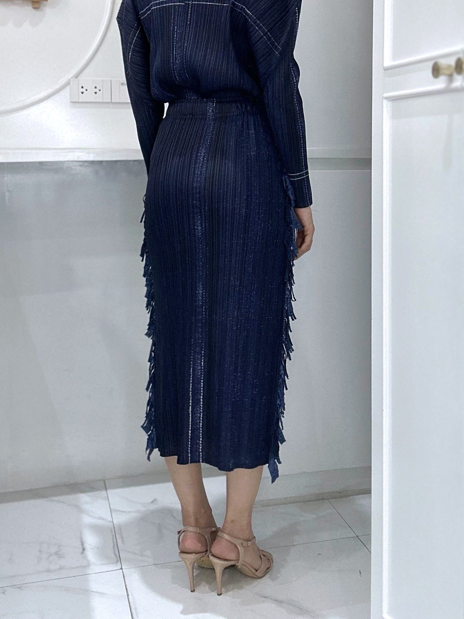 ปรับราคาลง20%!! ยาว 32นิ้ว! 2MUAY รุ่น GJO3067-9 กระโปรงพลีทคุณภาพ FRINGE TRIM DENIM PRINT PLEATED SKIRT 4 สี FREE SIZE